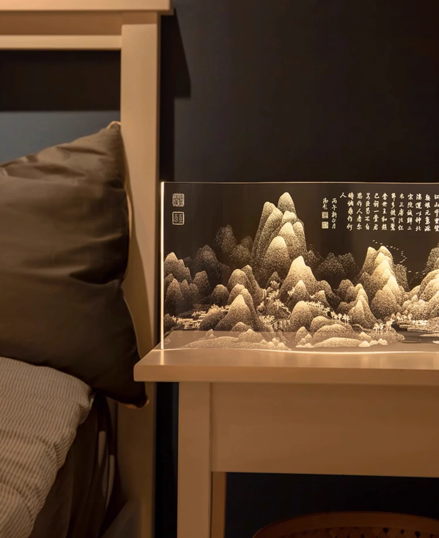 A Thousand Li Artwork Acrylic Lamp Gift Set - Image 10