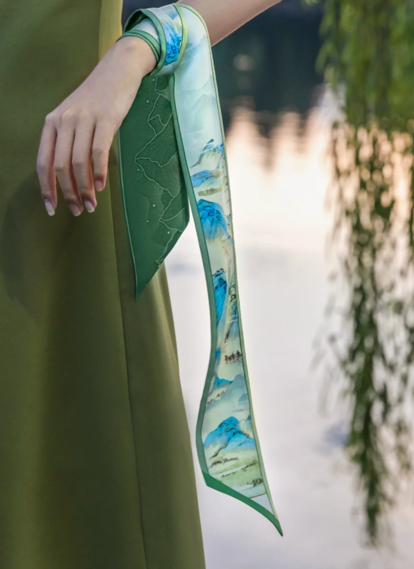 A Thousand Li - Artwork Mulberry Silk Twilly (120cm) - Image 6