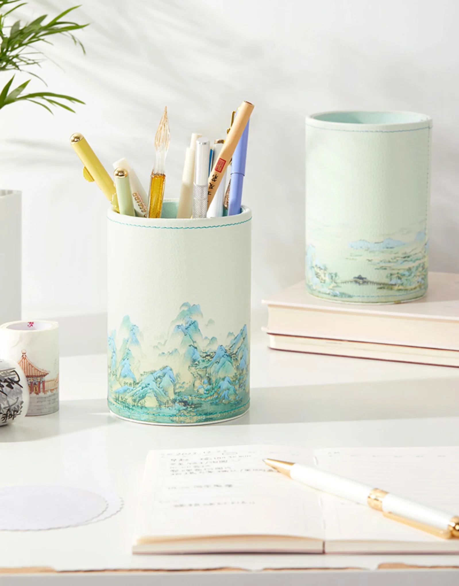 A Thousand Li Artwork Pen Holder Gift Set - Image 3