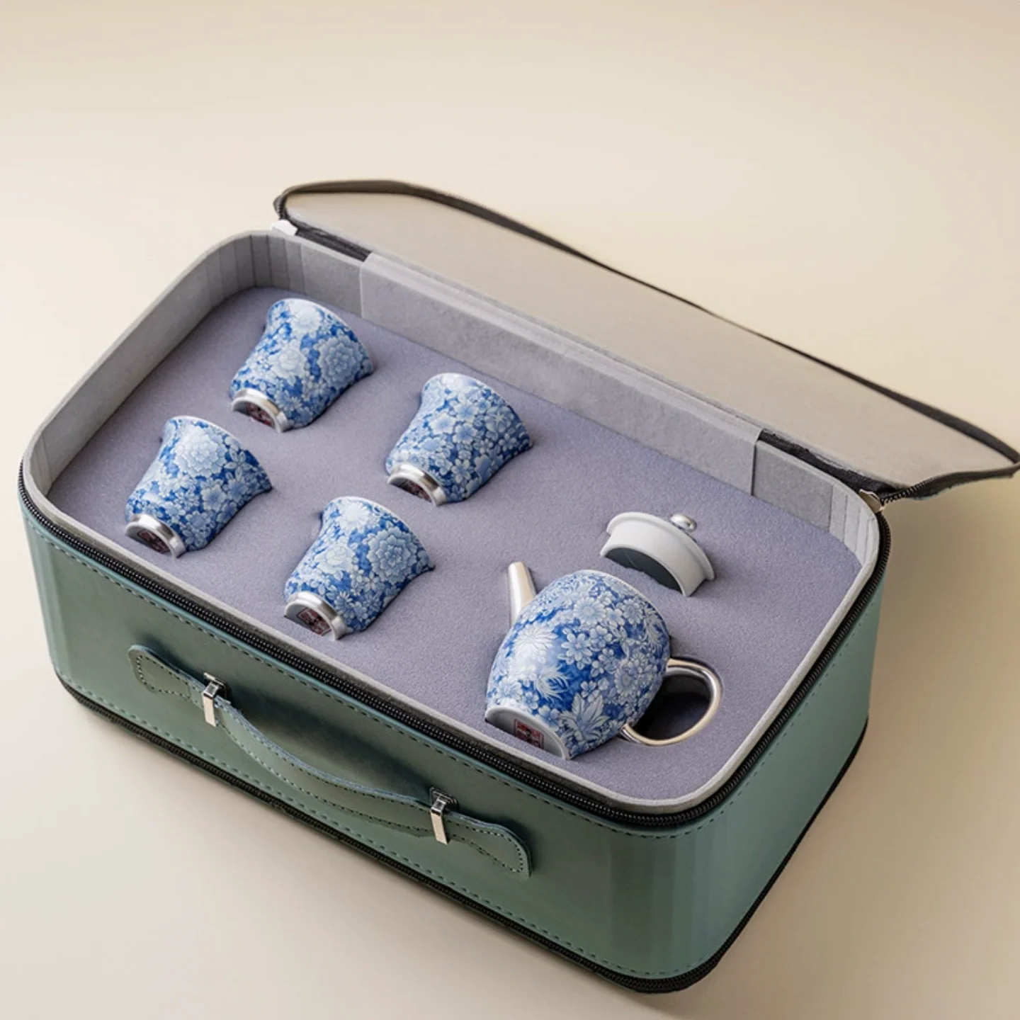 999 Sterling Silver Qing Hua Thousand Flowers Gift Set - Image 2