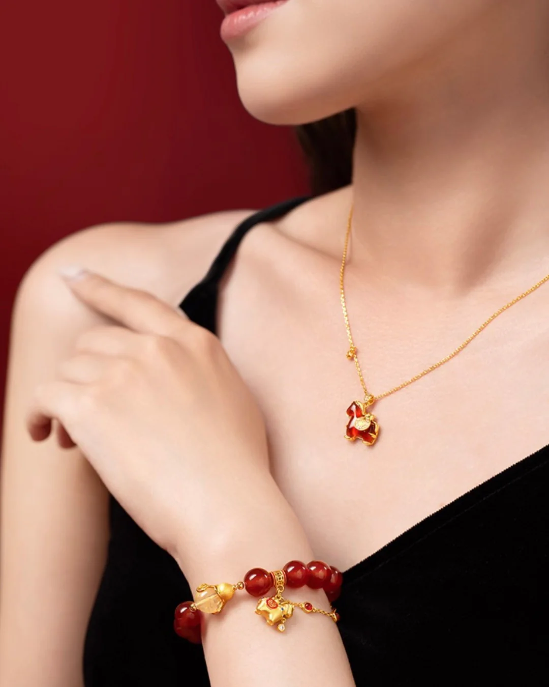 Auspice Horse Jewellery Set - Image 2