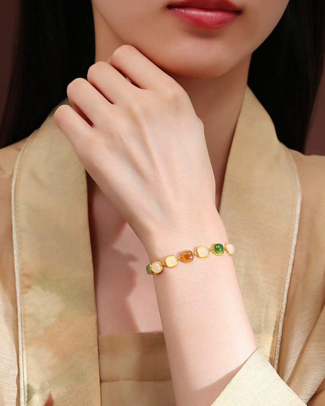 Avenelle Bracelet - Image 7