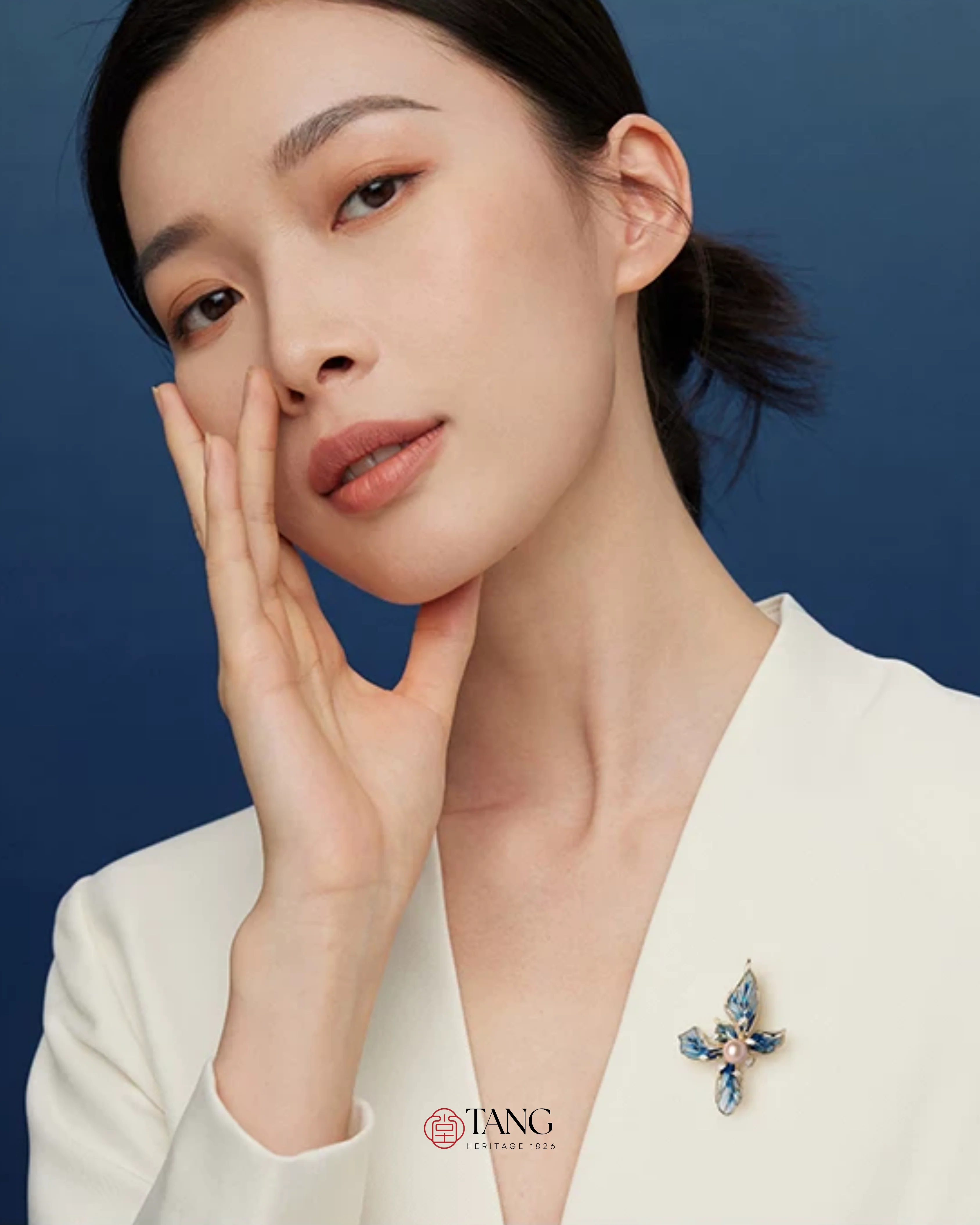 Azure Iris Brooch - Image 6