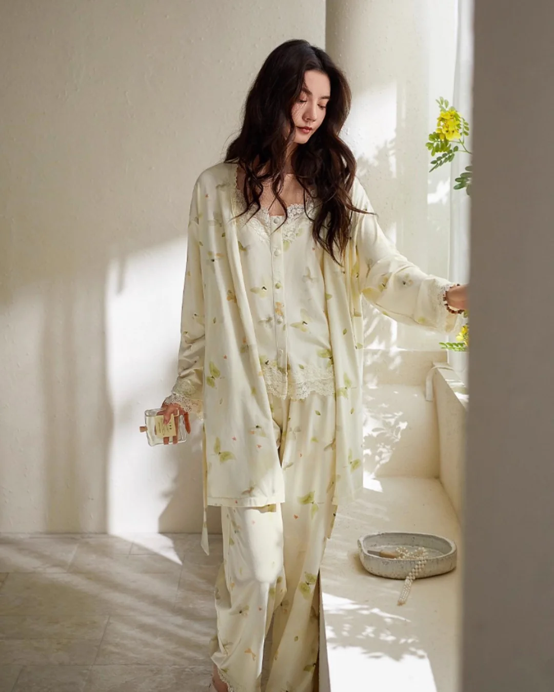 Chè Pajamas Set (Long-Sleeve & Pants) - Image 2