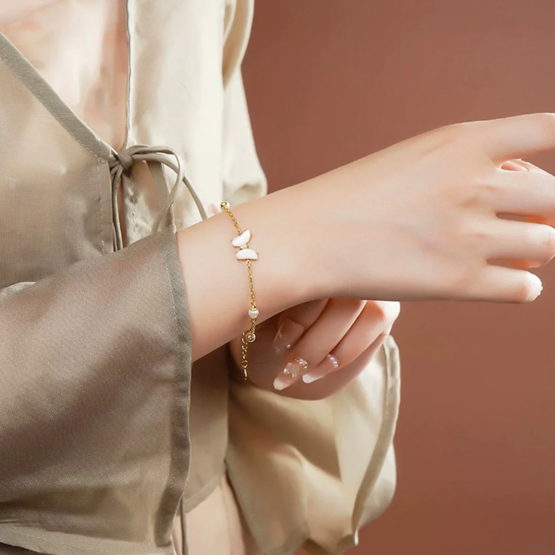 Elyndria Bracelet - Image 4
