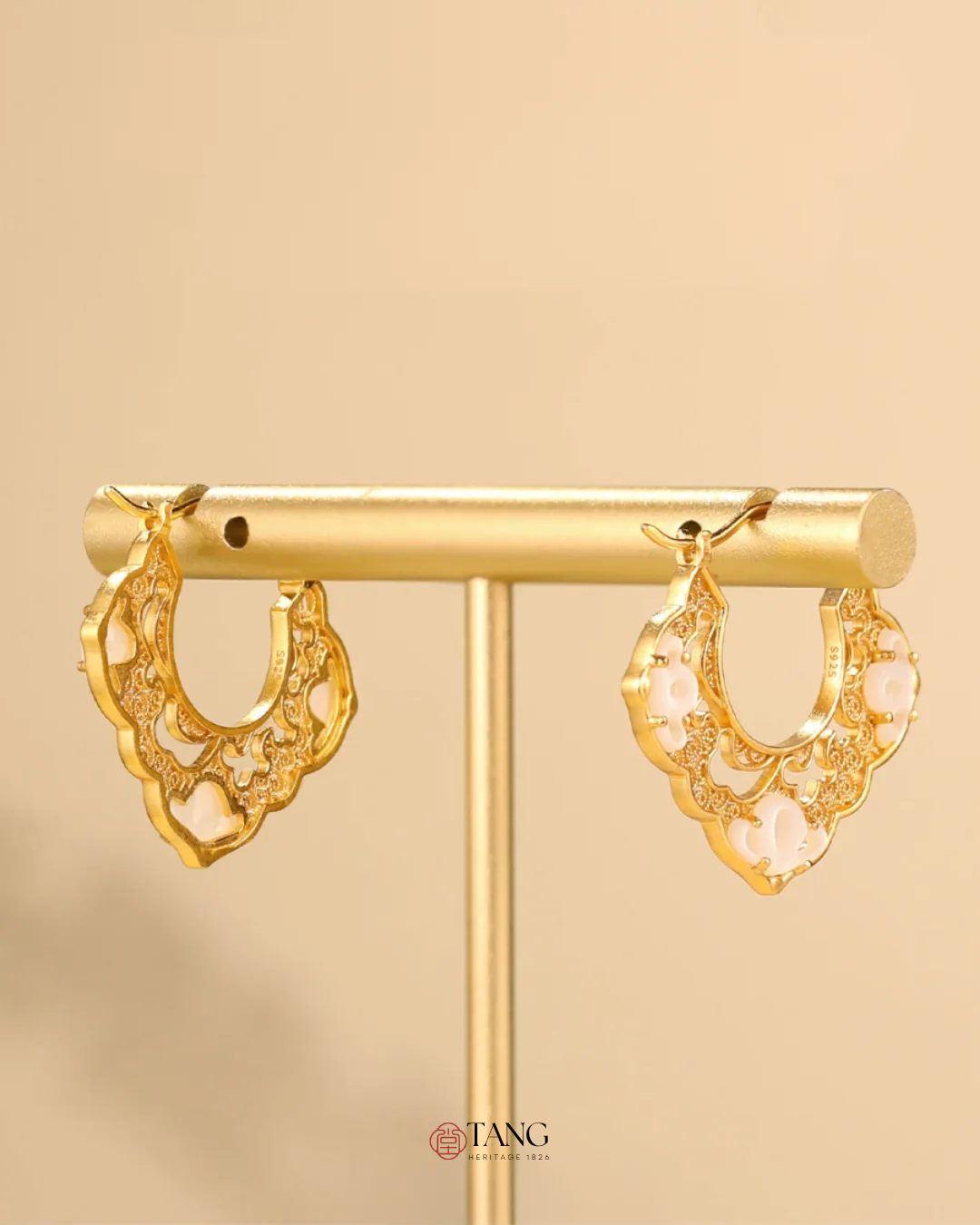 Gold Vermeil Ruyi Cloud Hoop Earrings - Image 2