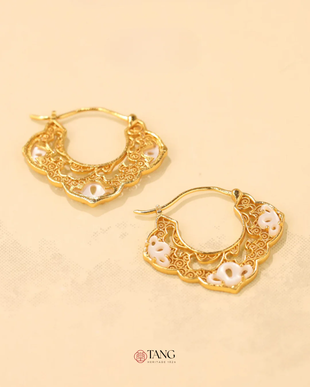 Gold Vermeil Ruyi Cloud Hoop Earrings - Image 7
