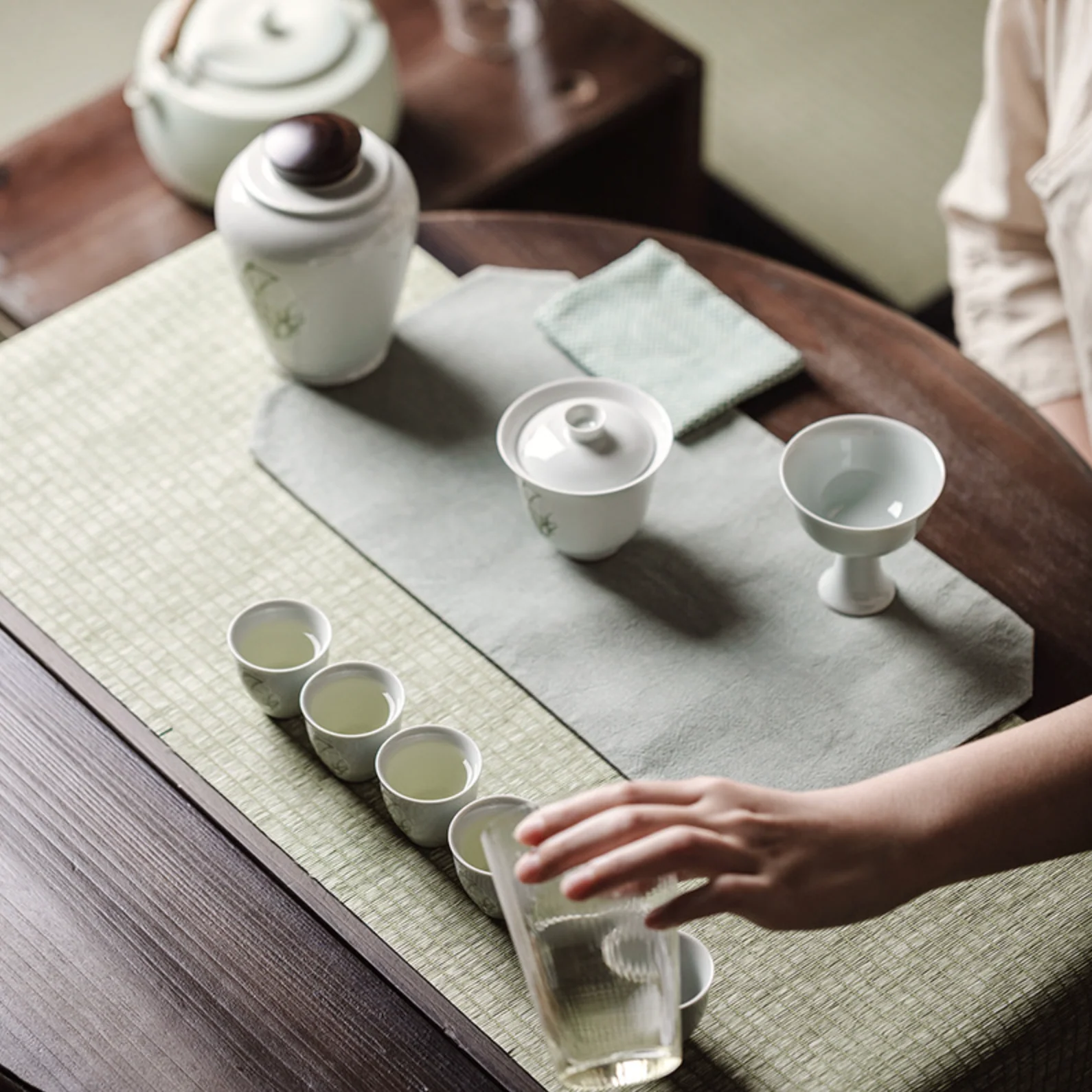 Gu Qing Porcelain Window Orchid Tea Cup - Image 5