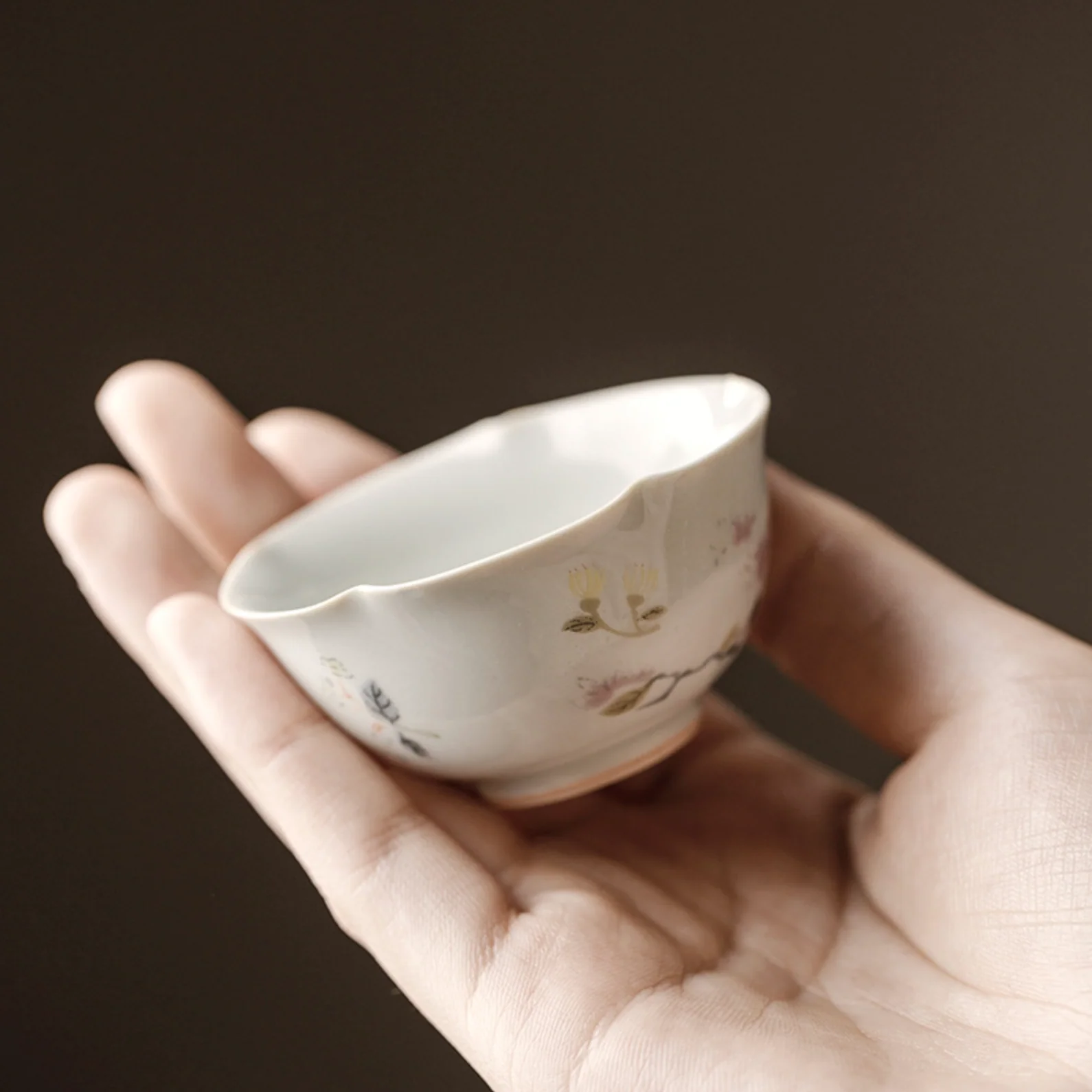 Gu Qing Small Floral Tea Cup - Image 3