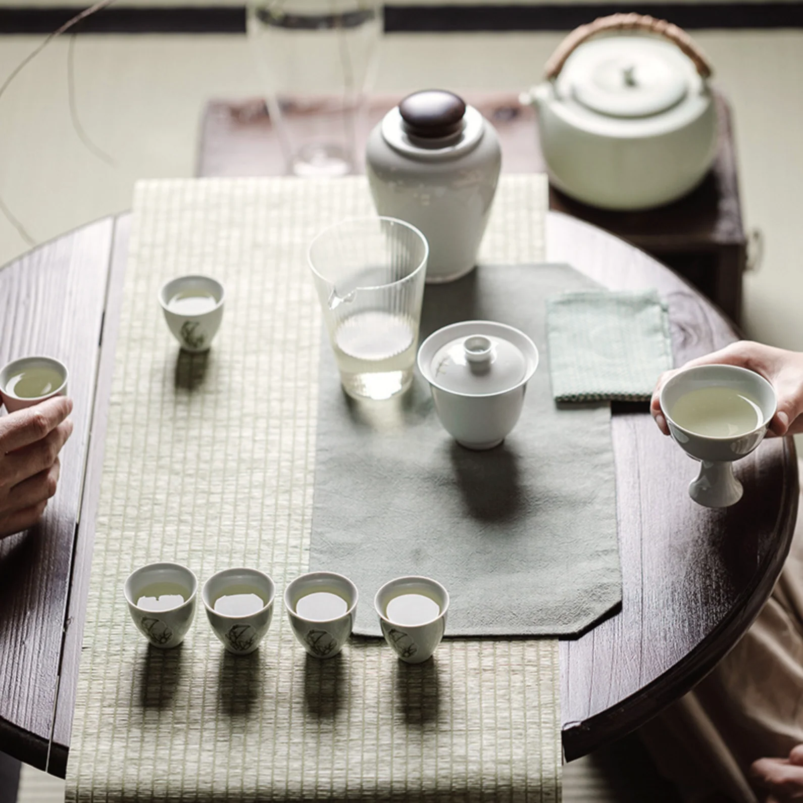Gu Qing Window Orchid Tea Canister - Image 3