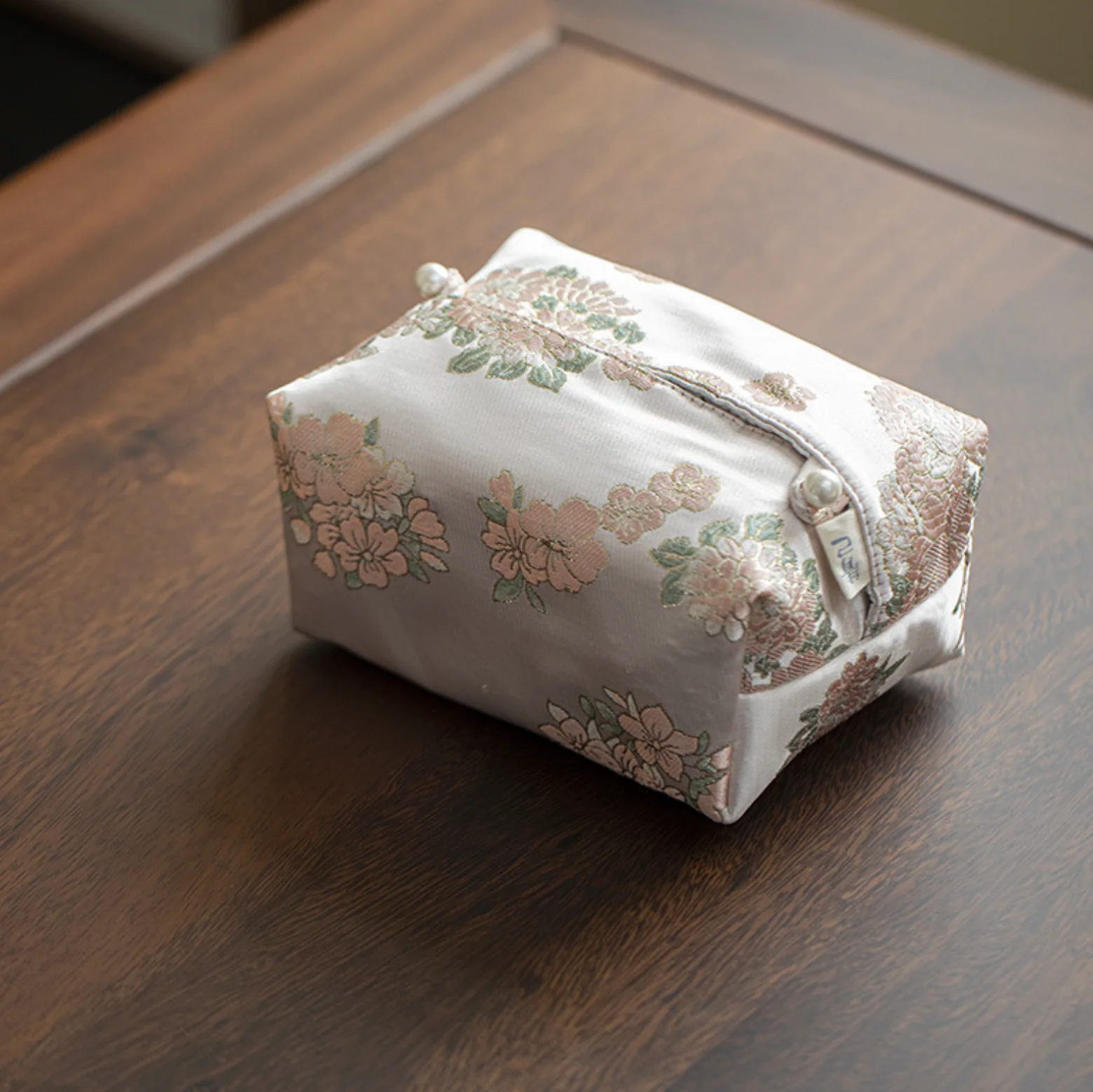 Handcrafted Embroidery Tissue Box - Image 4