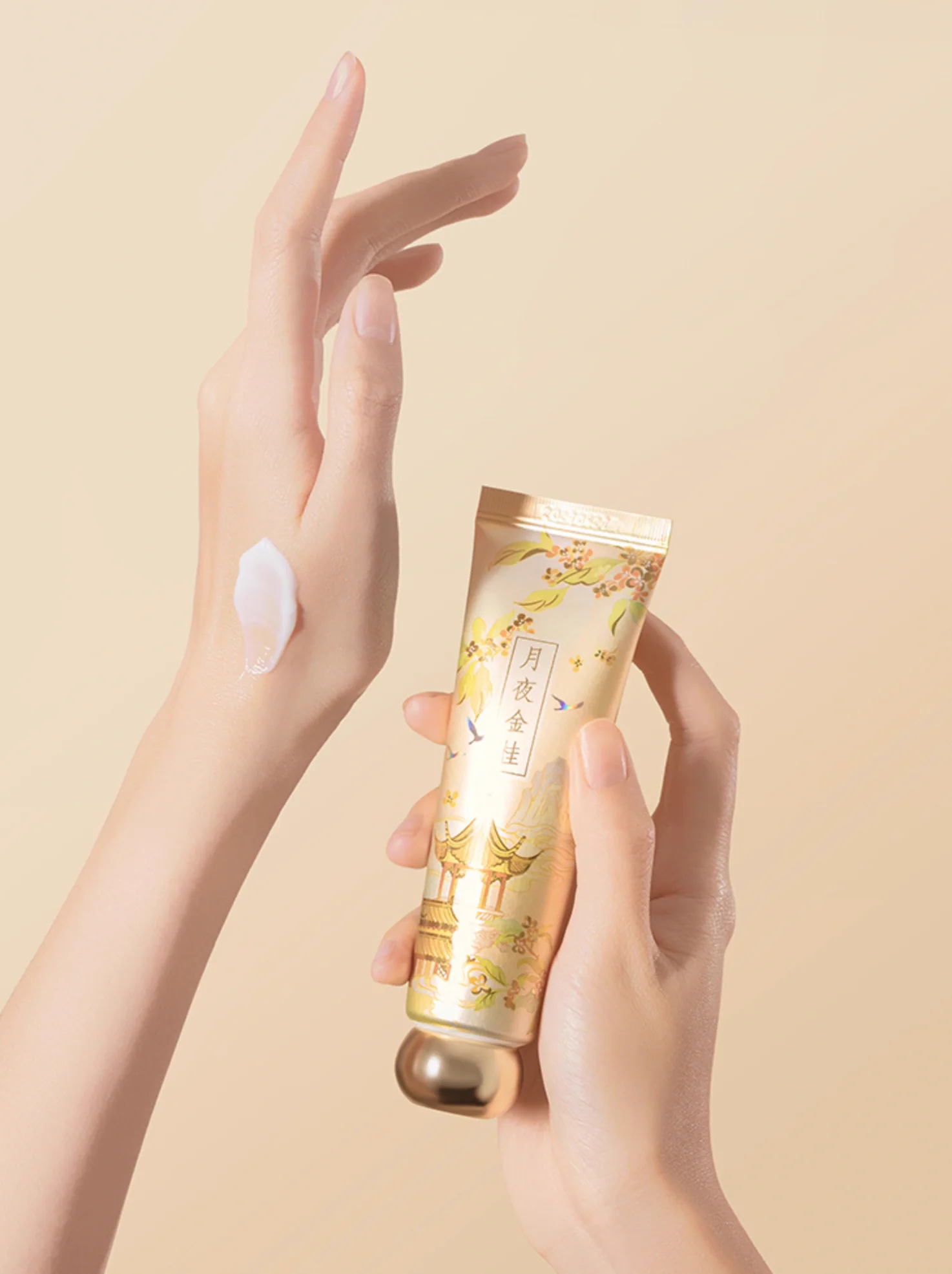 Heritage Paintings Hand Cream Gift Set - Image 9