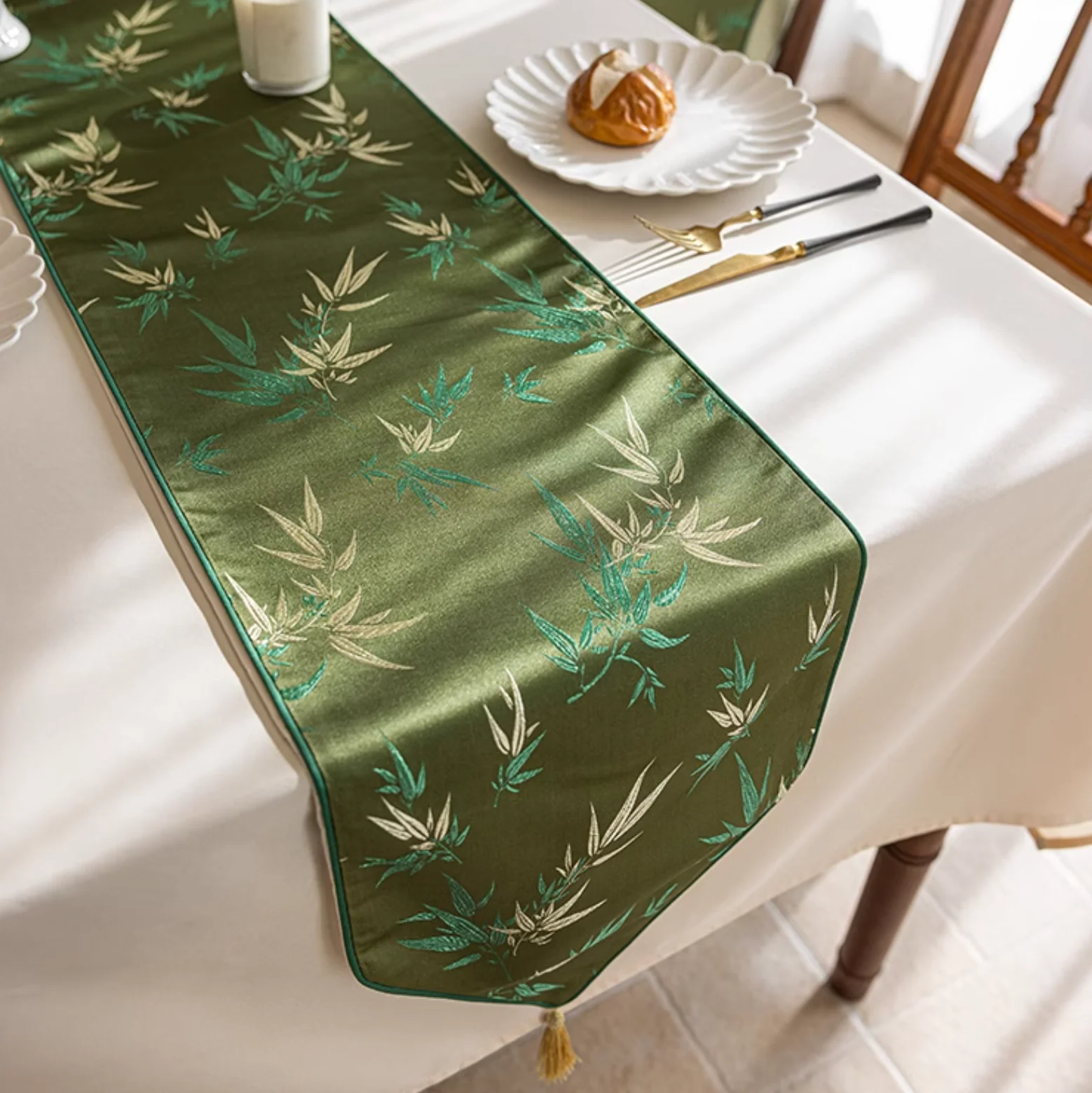 Jade Bamboo Embroidery Table Runner - Image 3