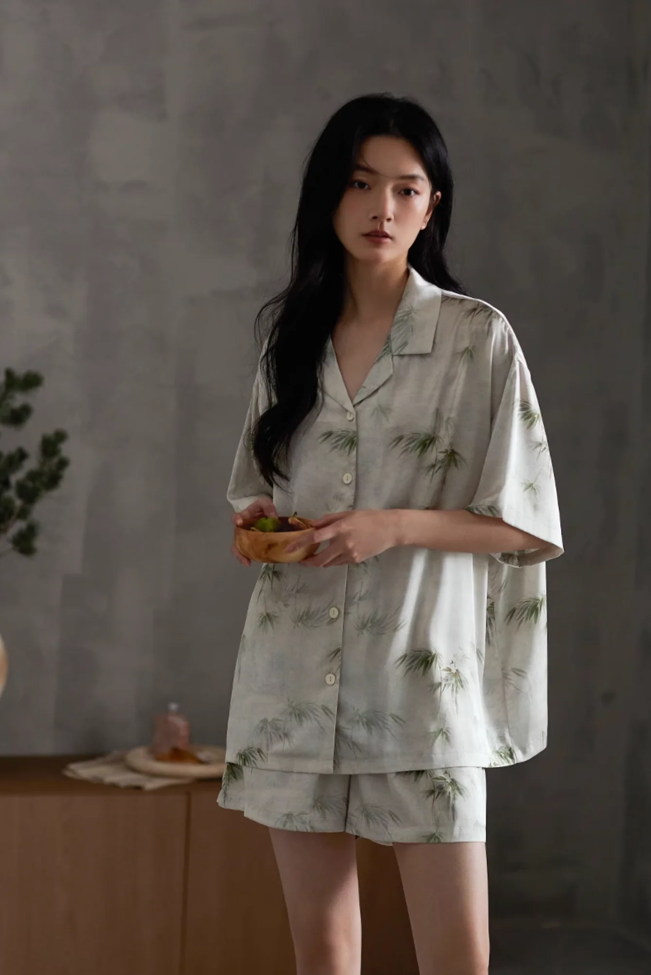 Jìng Pajamas Set - Image 4