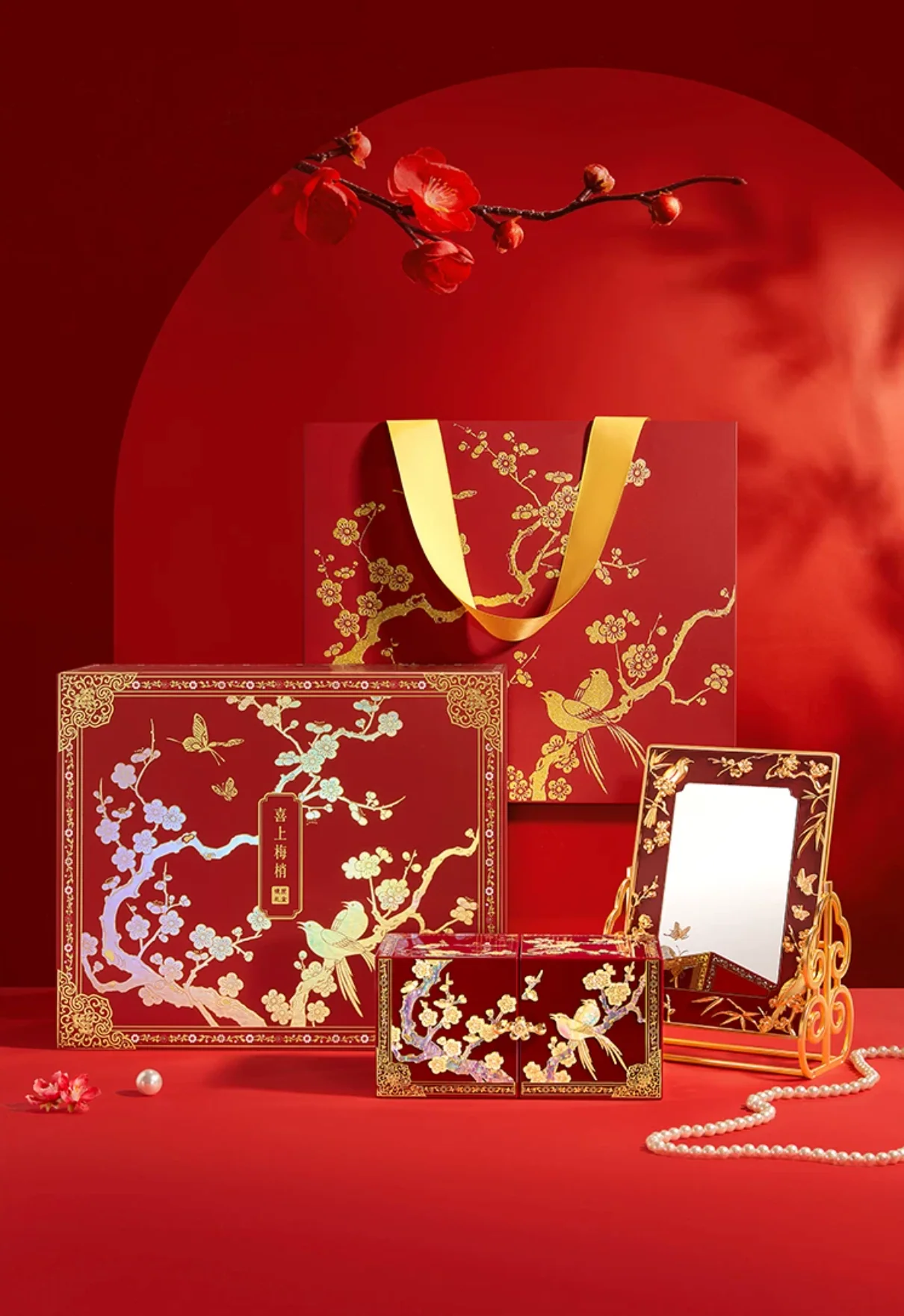 Magpie on Plum Blossom Mirror and Jewellery Box Gift Set - Image 12