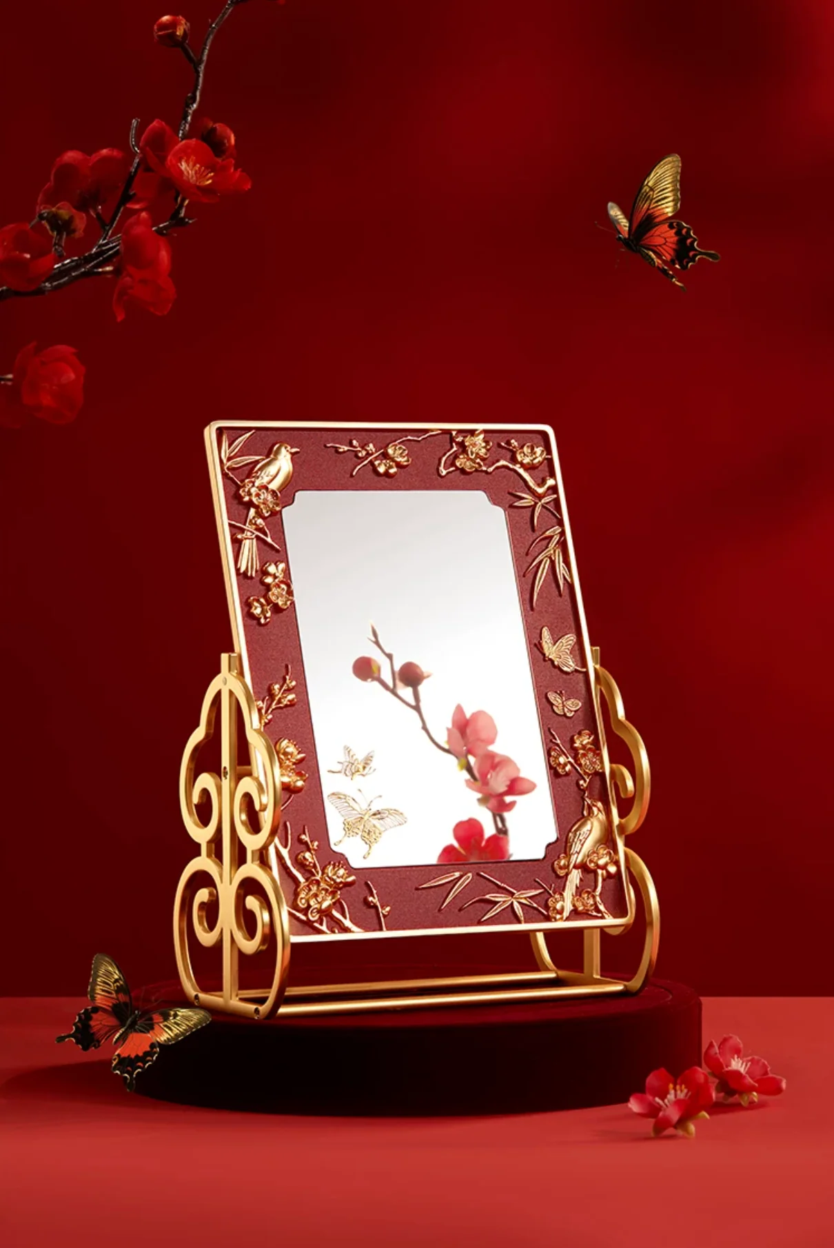 Magpie on Plum Blossom Mirror and Jewellery Box Gift Set - Image 20