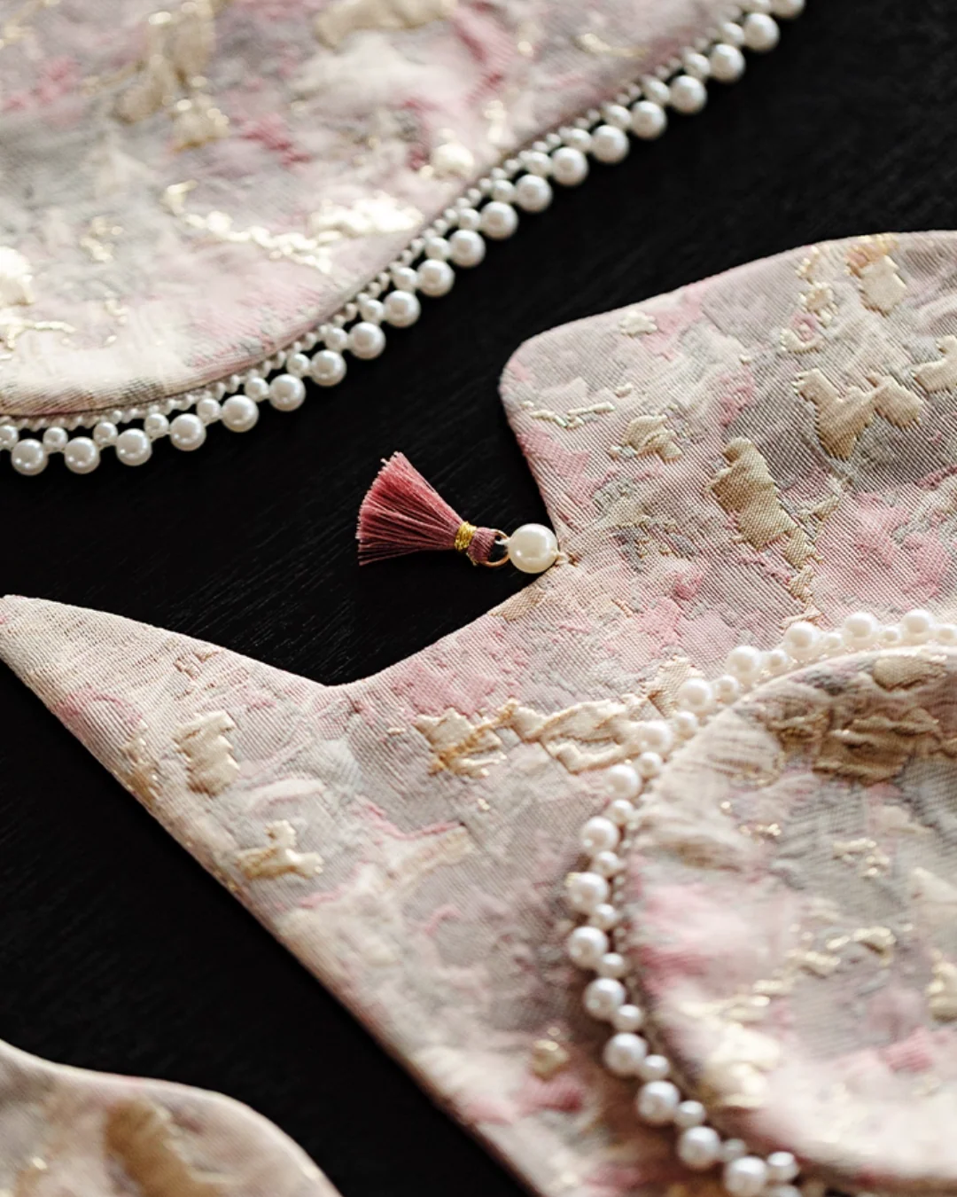 Peach Blossom Trace Tea Mat - Image 3