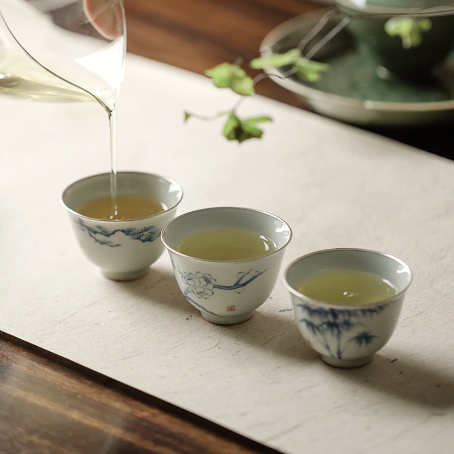 Qing Hua 3-Set Silver Lining Tea Cups - Image 3
