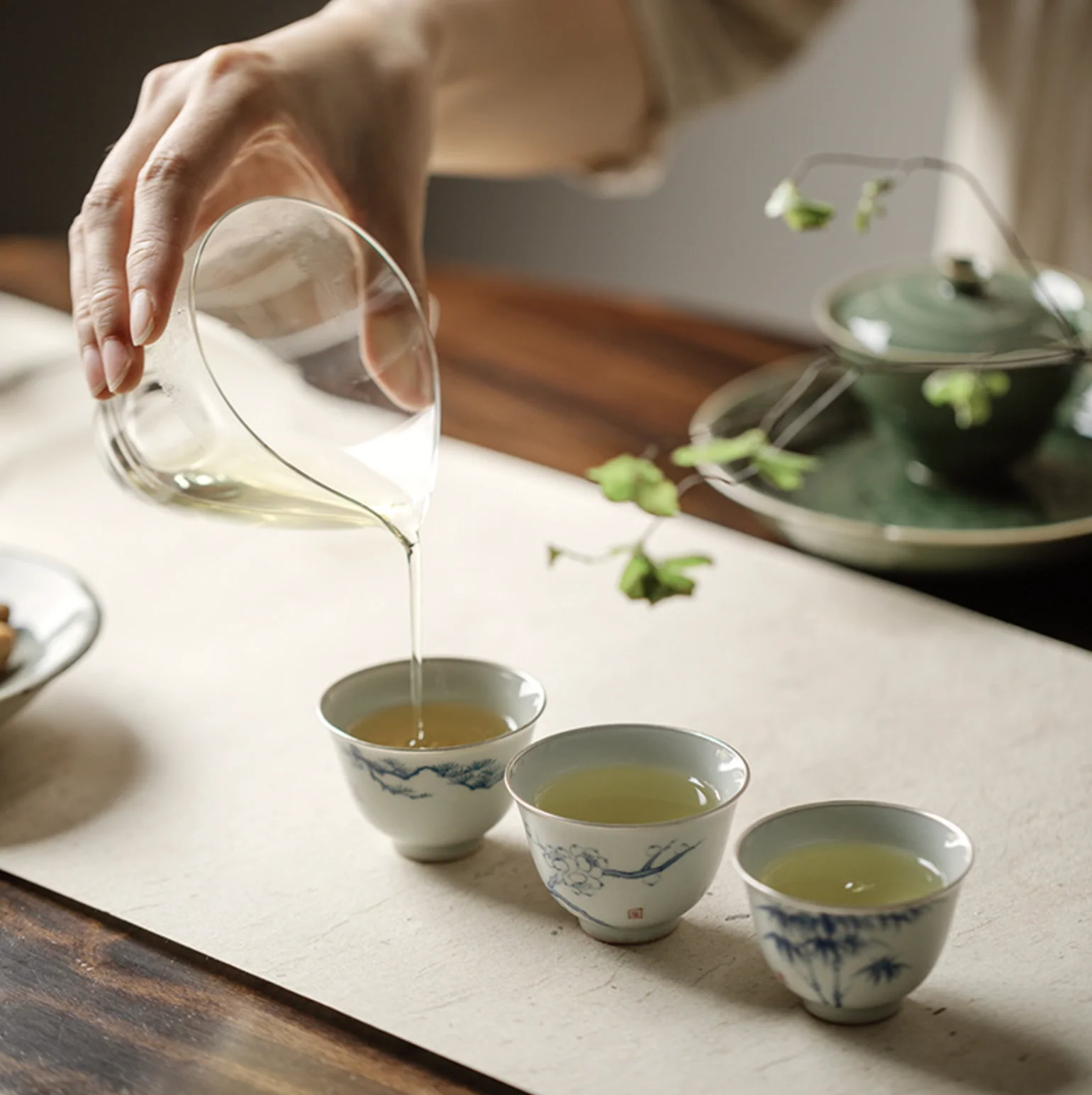 Qing Hua 3-Set Silver Lining Tea Cups - Image 6