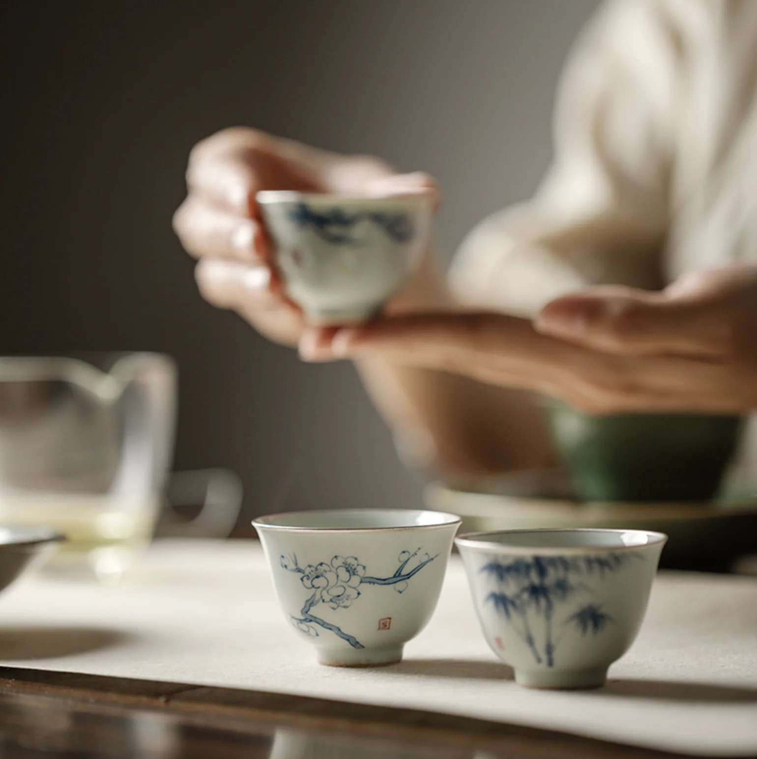 Qing Hua 3-Set Silver Lining Tea Cups - Image 7