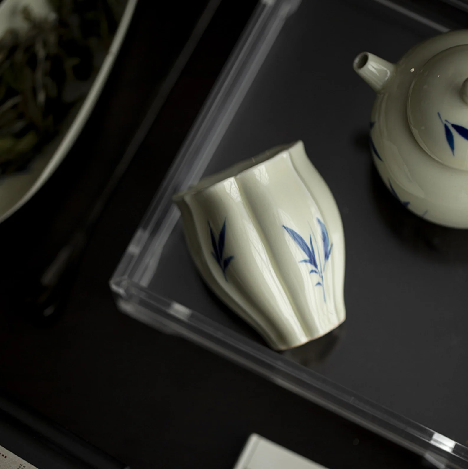 Qing Hua Bamboo Flower Mouth Tea Cup - Image 3