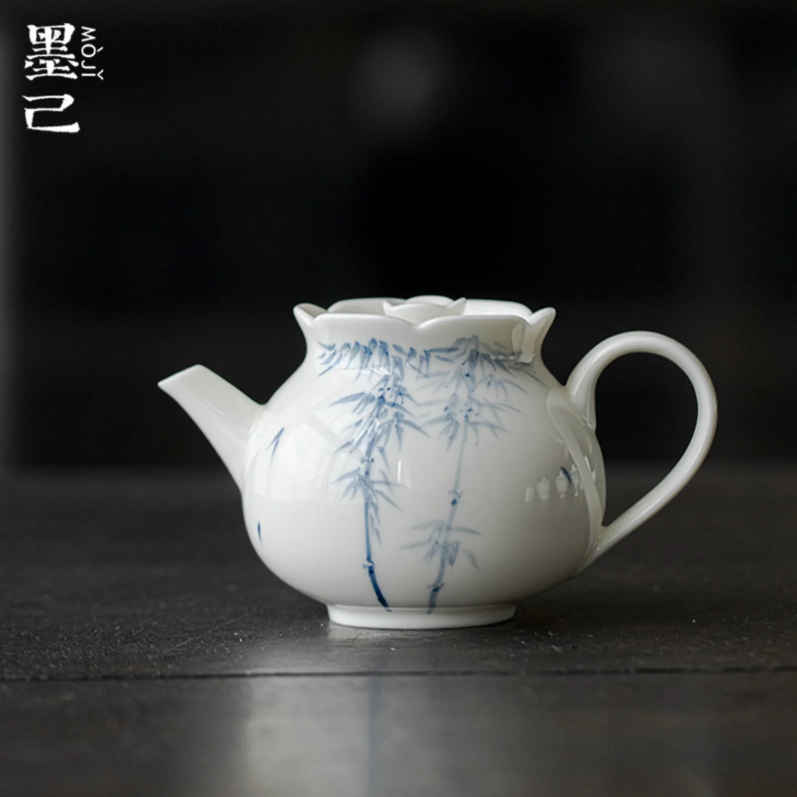 Qing Hua Bamboo Flower Mouth Tea Pot