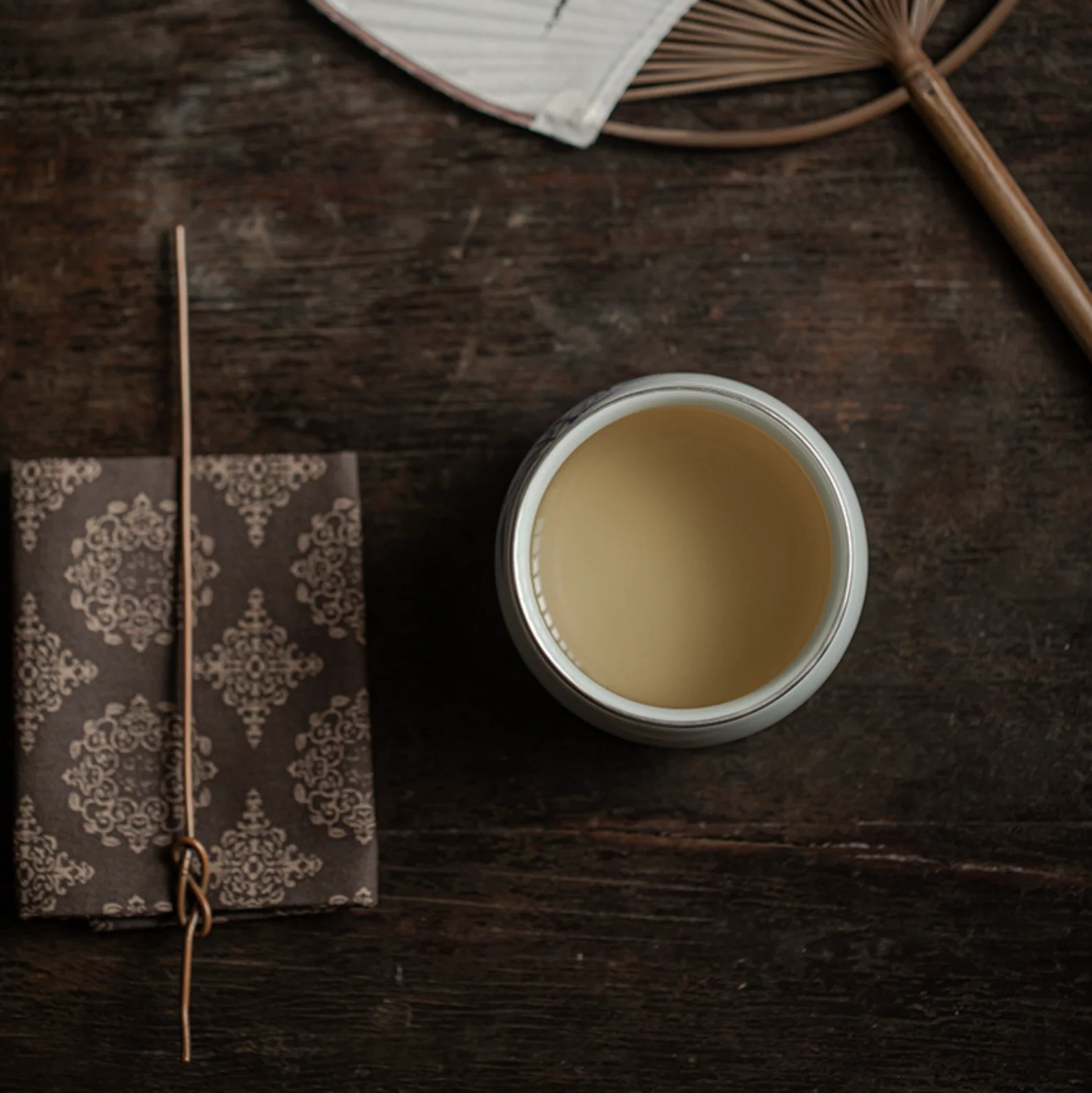 Qing Hua Bamboo Round Tea Cup - Image 3