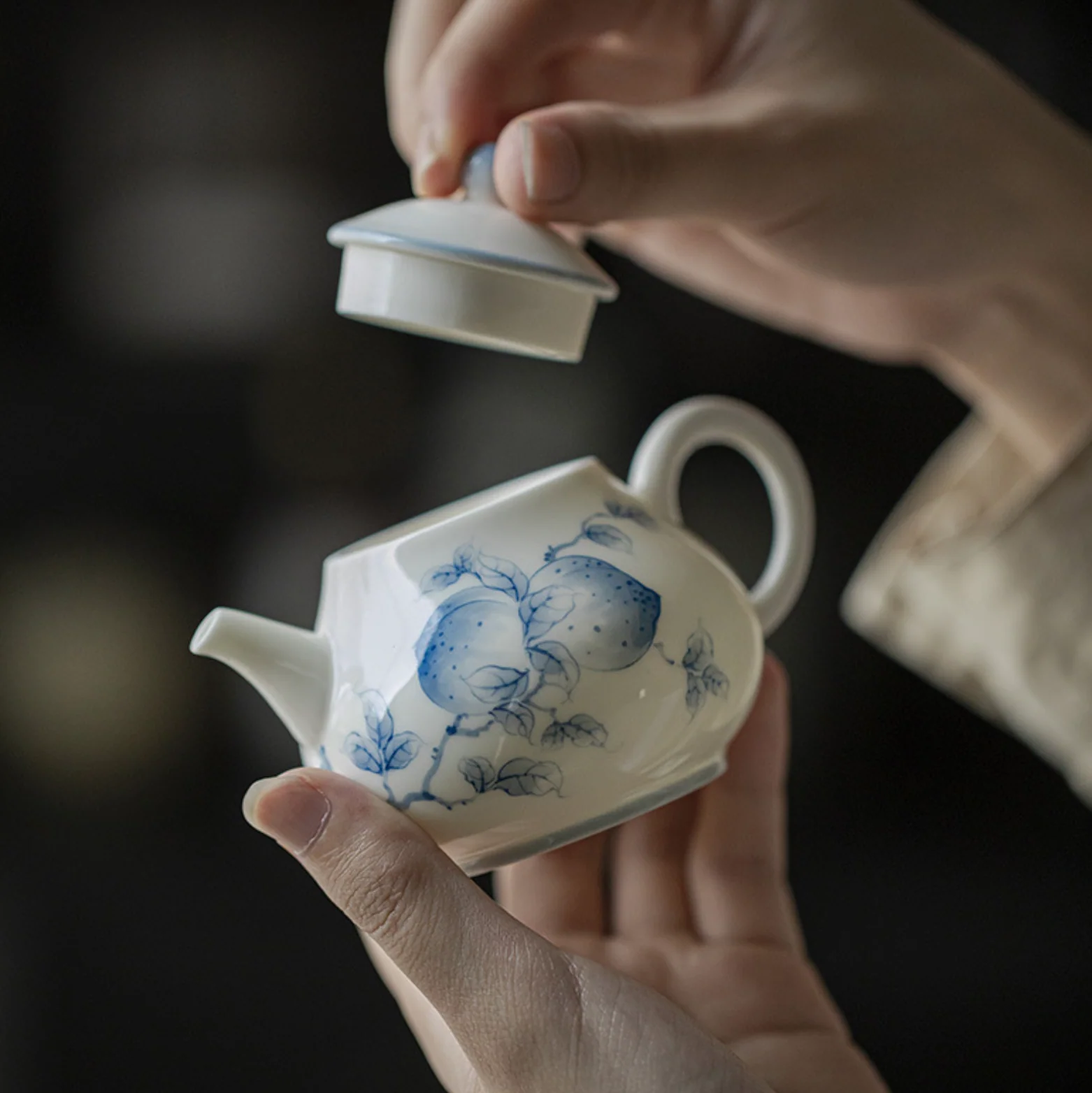 Qing Hua Longevity Peach Round Teapot - Image 6