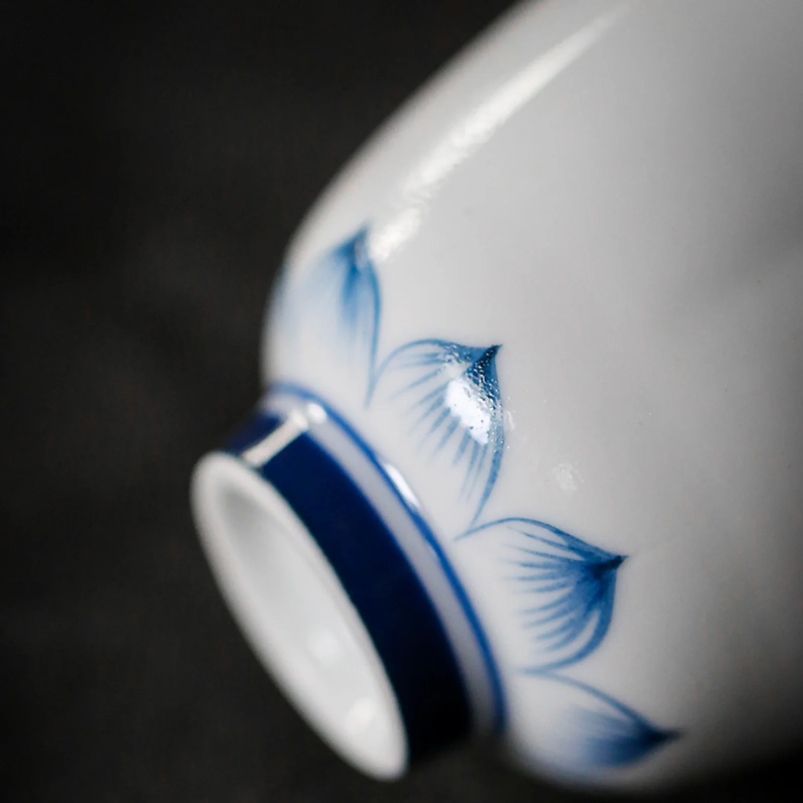 Qing Hua Lotus Flower Mouth Tea Cup - Image 3