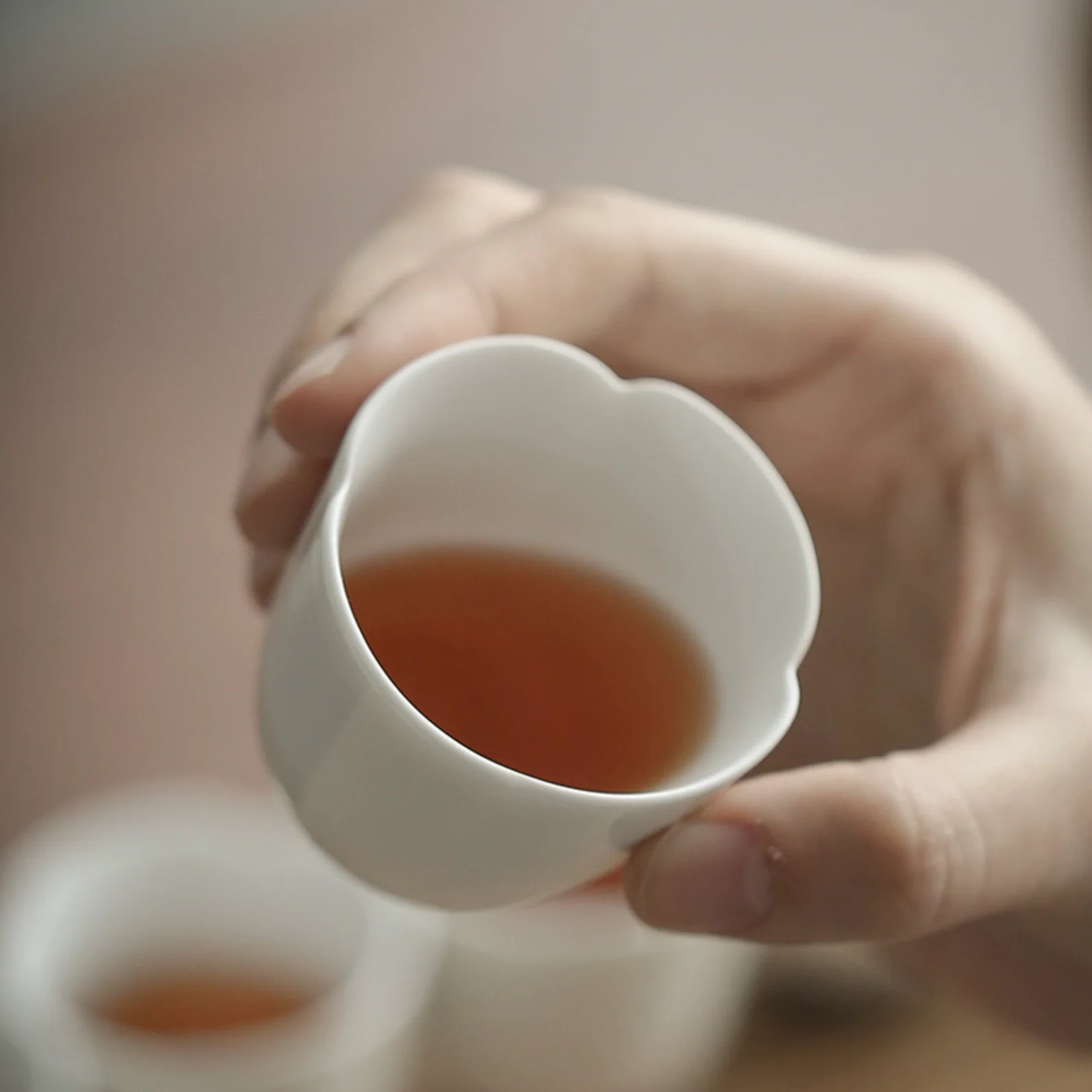 Qing Hua Lotus Flower Mouth Tea Cup - Image 4