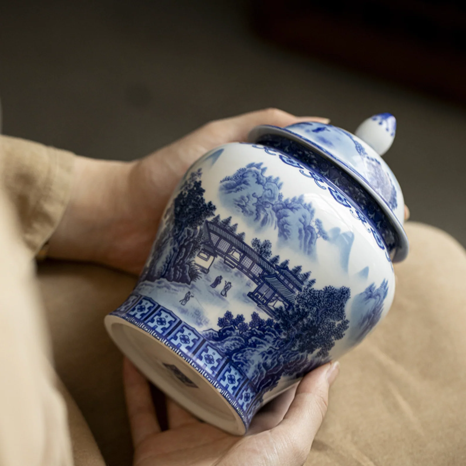 Qing Hua Mountain Lanscape Tea Canister - Image 3