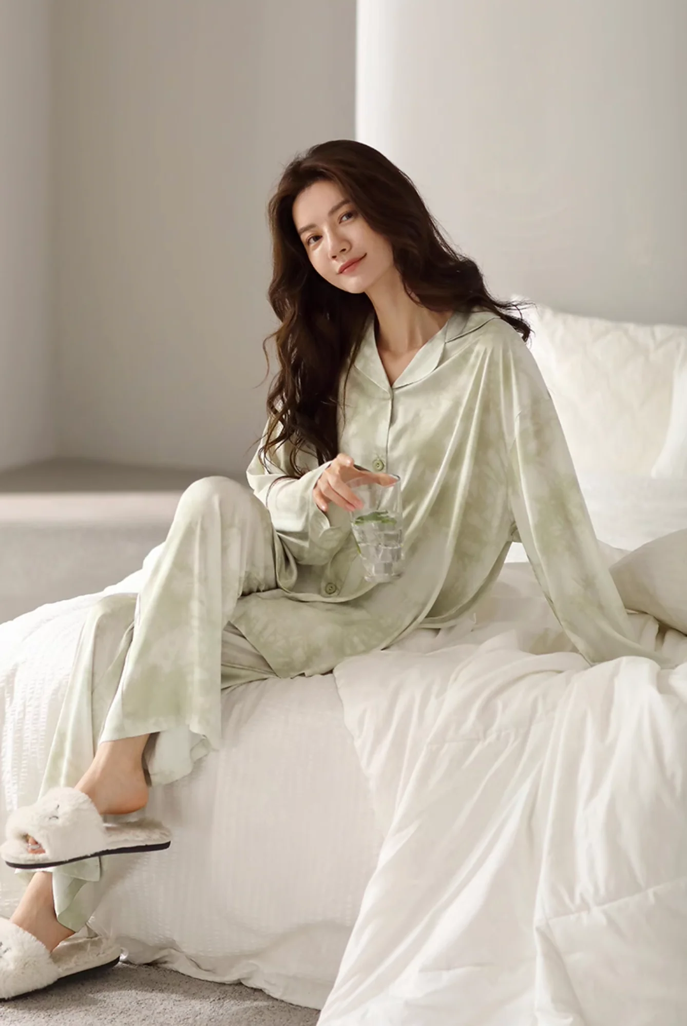 Rùn Pajamas Set - Image 4