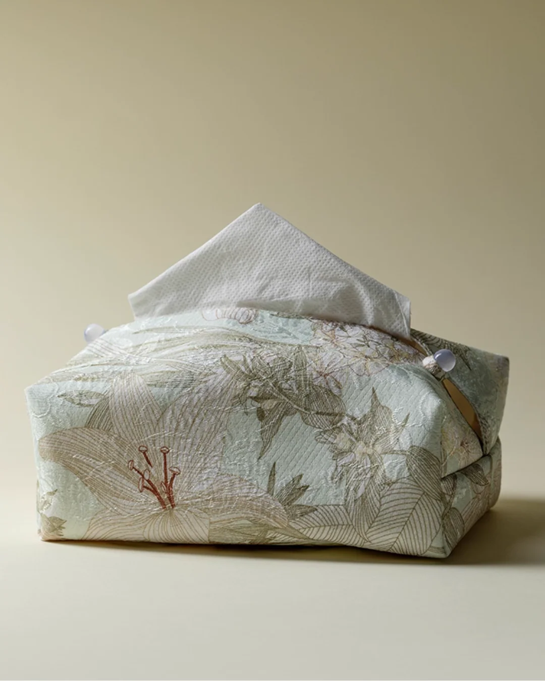Serenade of Threads Tissue Box - Image 2