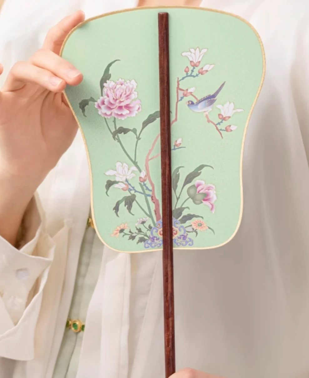 Songbird Serenity Round Fan Gift Set - Image 10