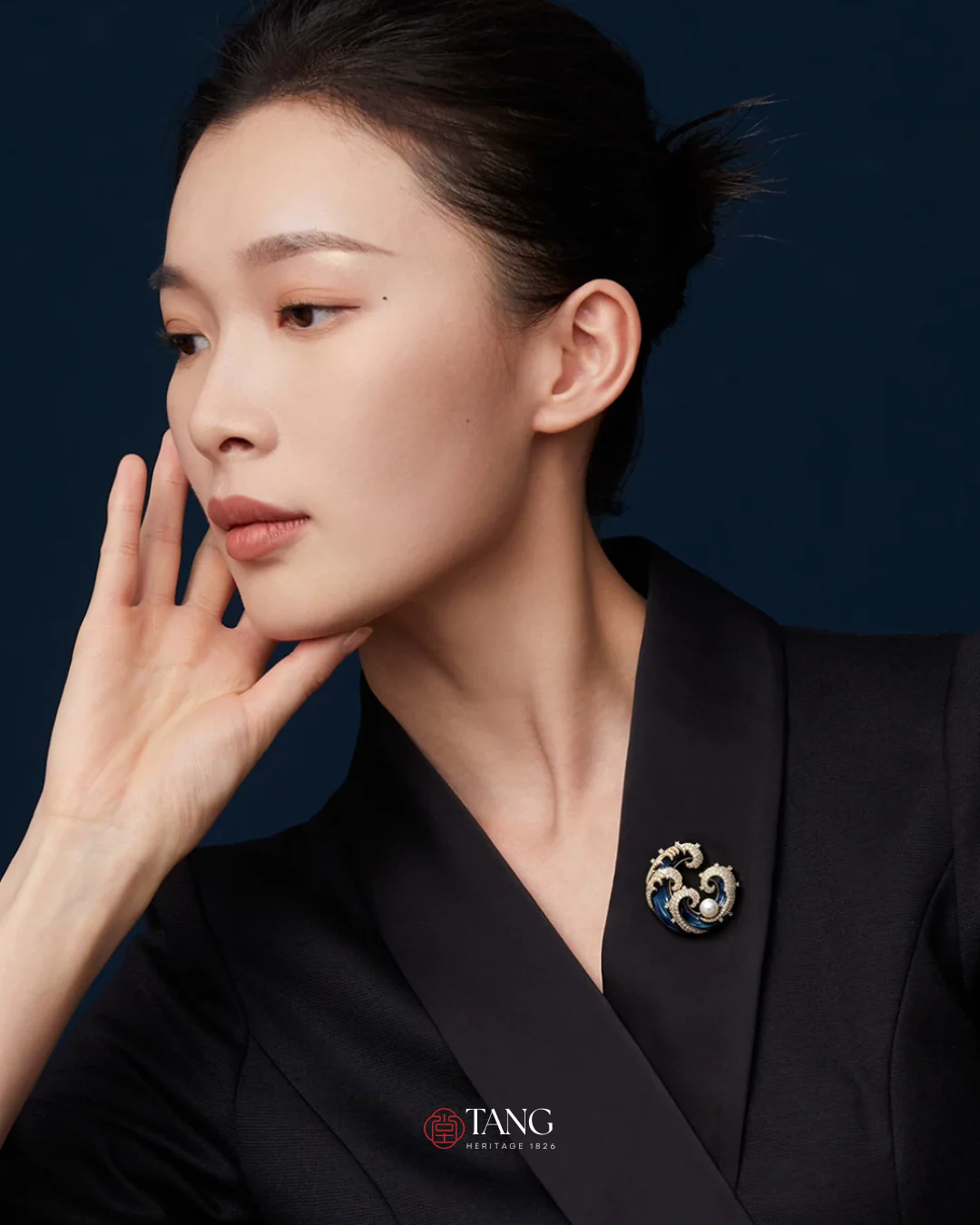 Sovereign Wave Brooch - Image 10