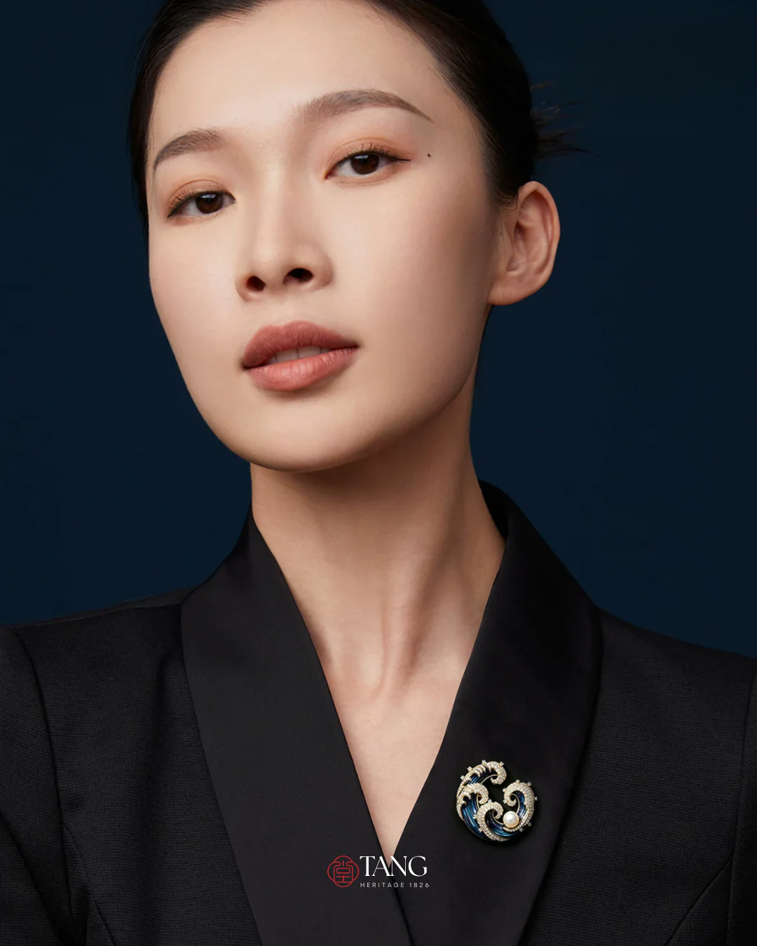 Sovereign Wave Brooch - Image 2
