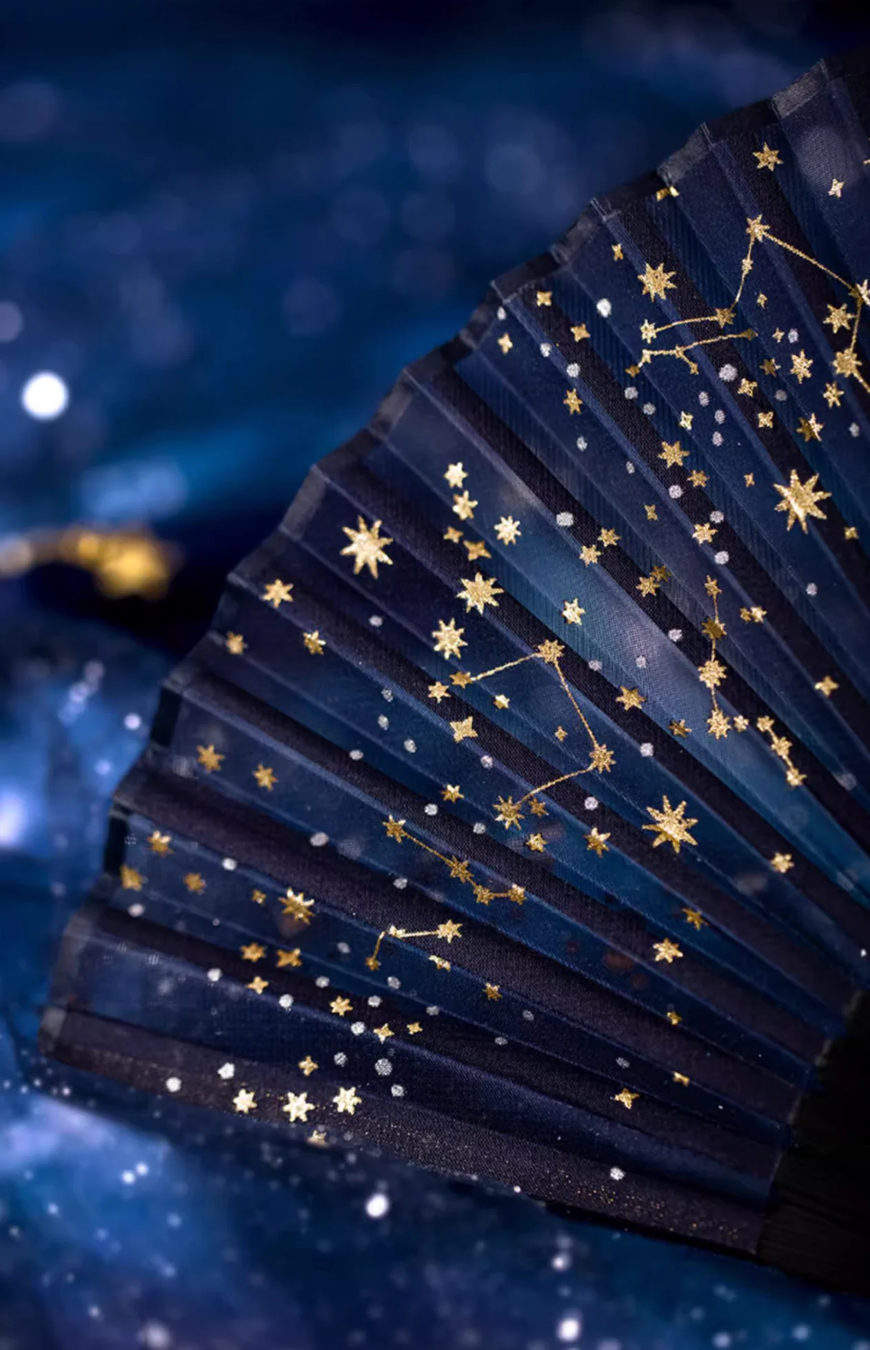 Starry Sky Celestial Folding Fan Gift Set - Image 6