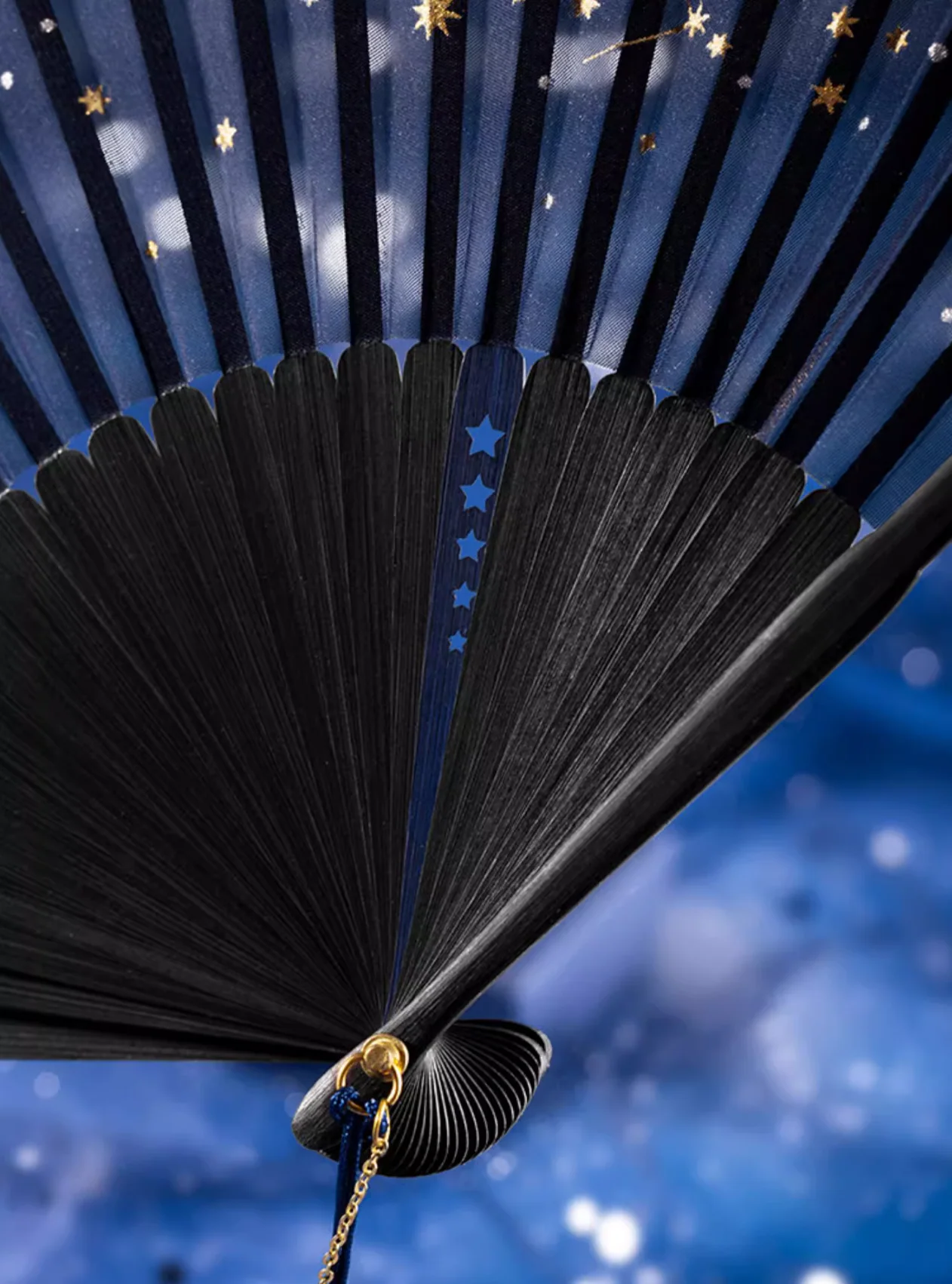 Starry Sky Celestial Folding Fan Gift Set - Image 9