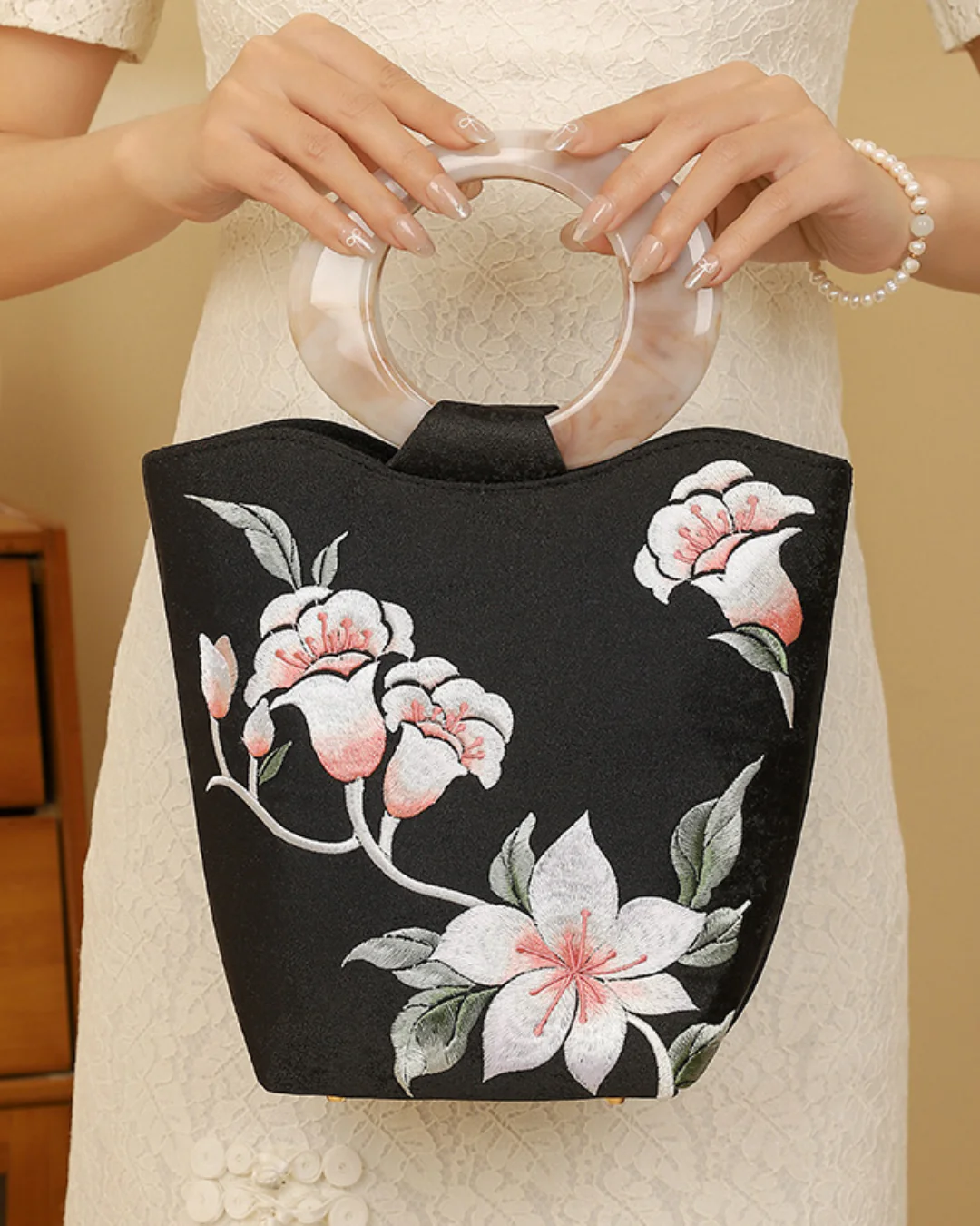 Tang Bloom Peach Blossom Top-Handle Bag - Image 2