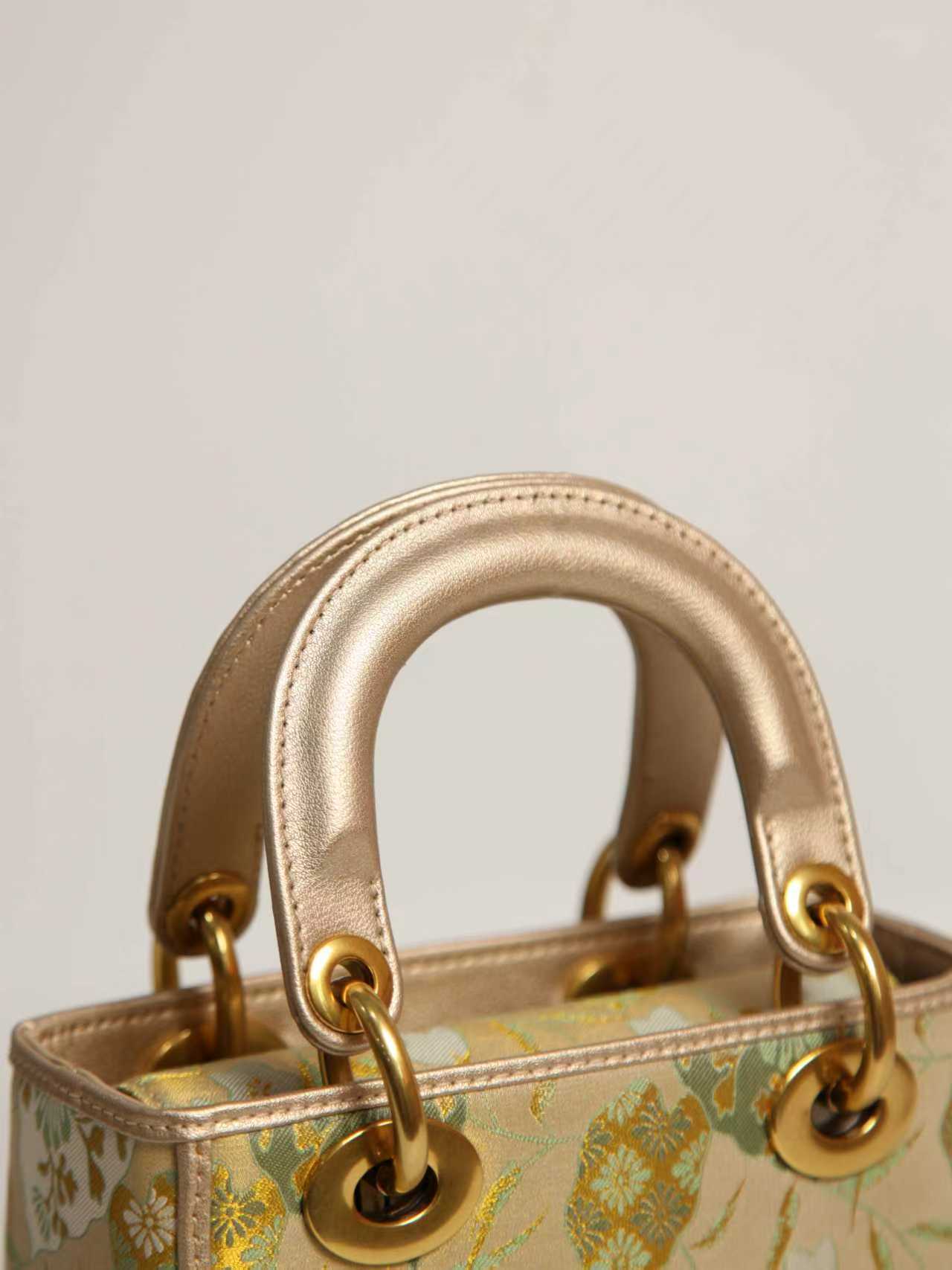 Tang Gold 17 Gilded Vines Song Brocade Bag - Image 10