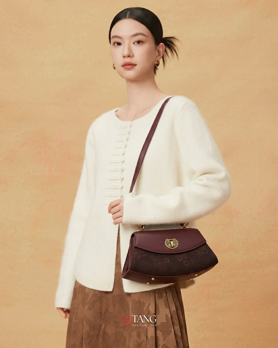 Tang Imperial 25 Cloud Silk Peony Clutch - Image 11