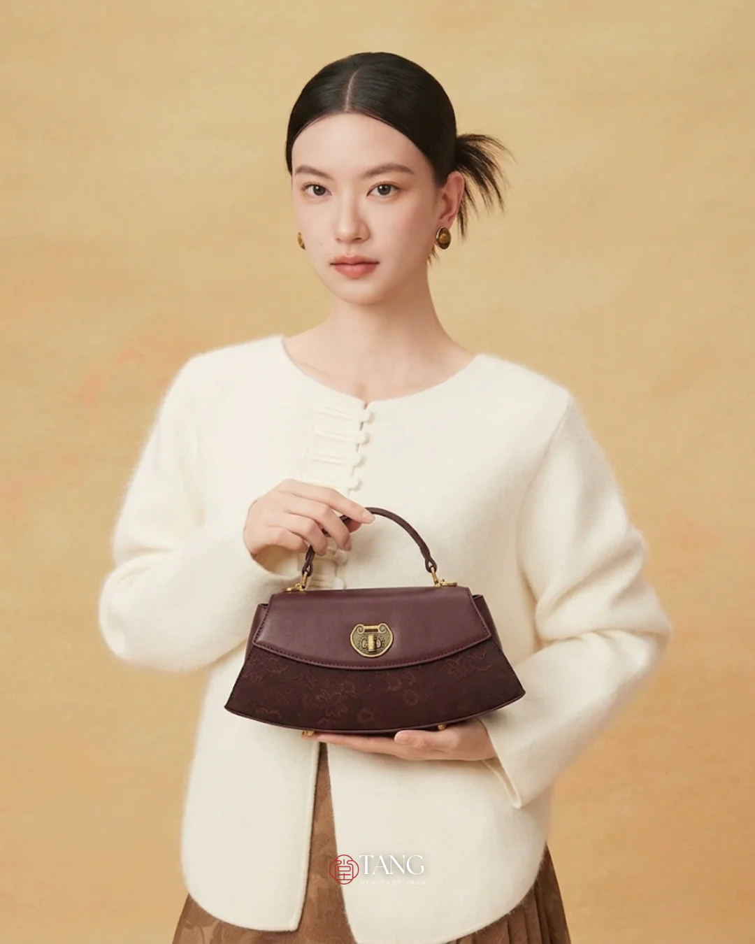 Tang Imperial 25 Cloud Silk Peony Clutch - Image 7