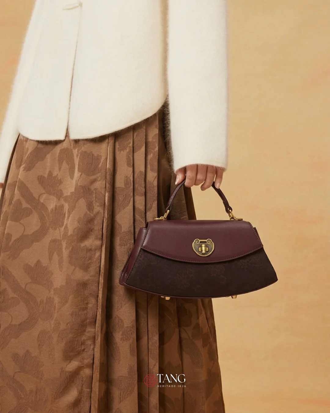 Tang Imperial 25 Cloud Silk Peony Clutch - Image 9