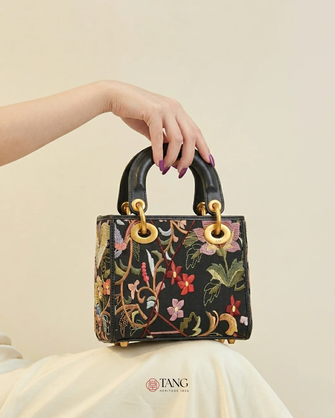 Tang Red 17 Embroidered Spring Florals Brocade Bag - Image 5