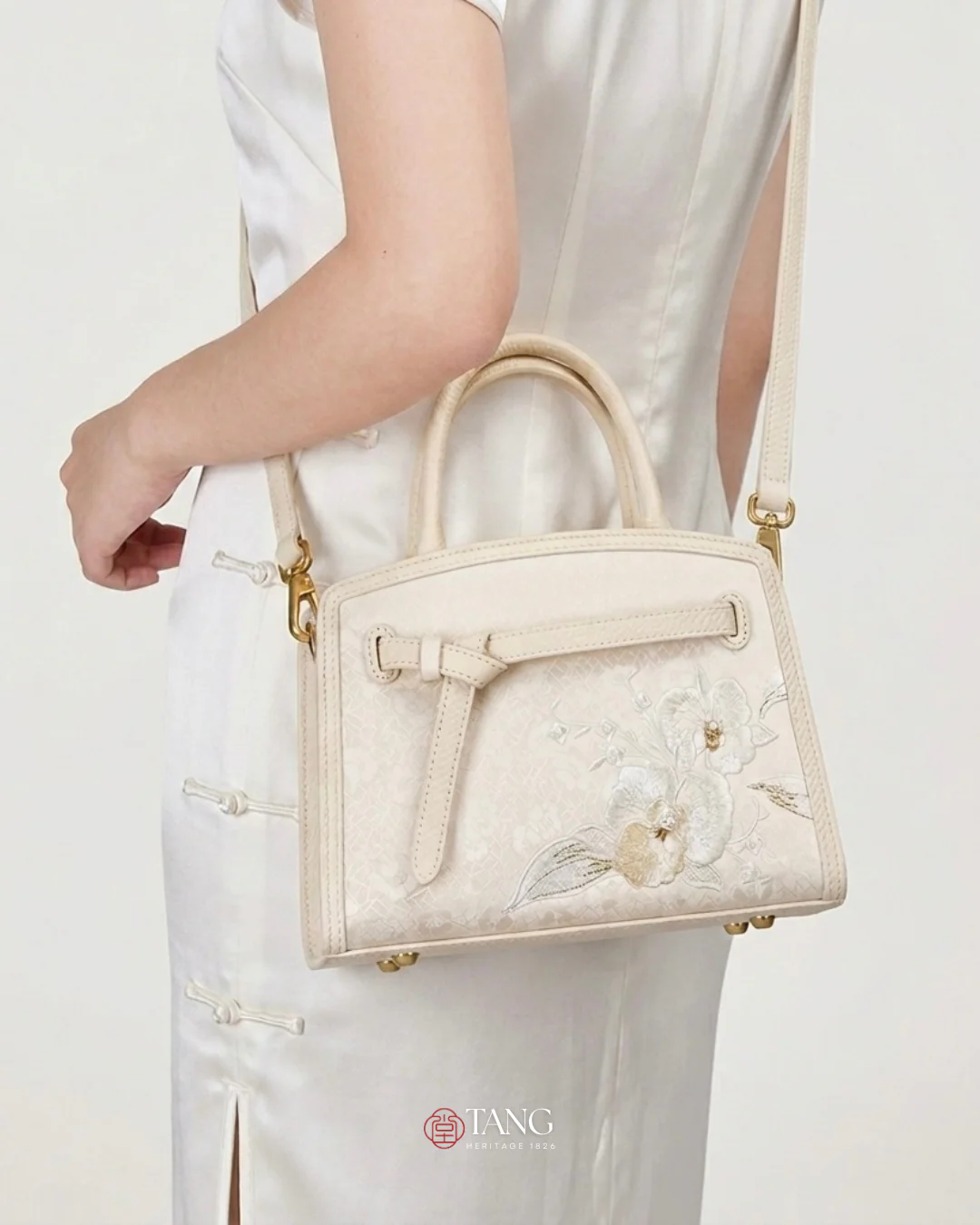 Tang Red 17 Embroidered Orchid Pearl Top-Handle Bag - Image 24
