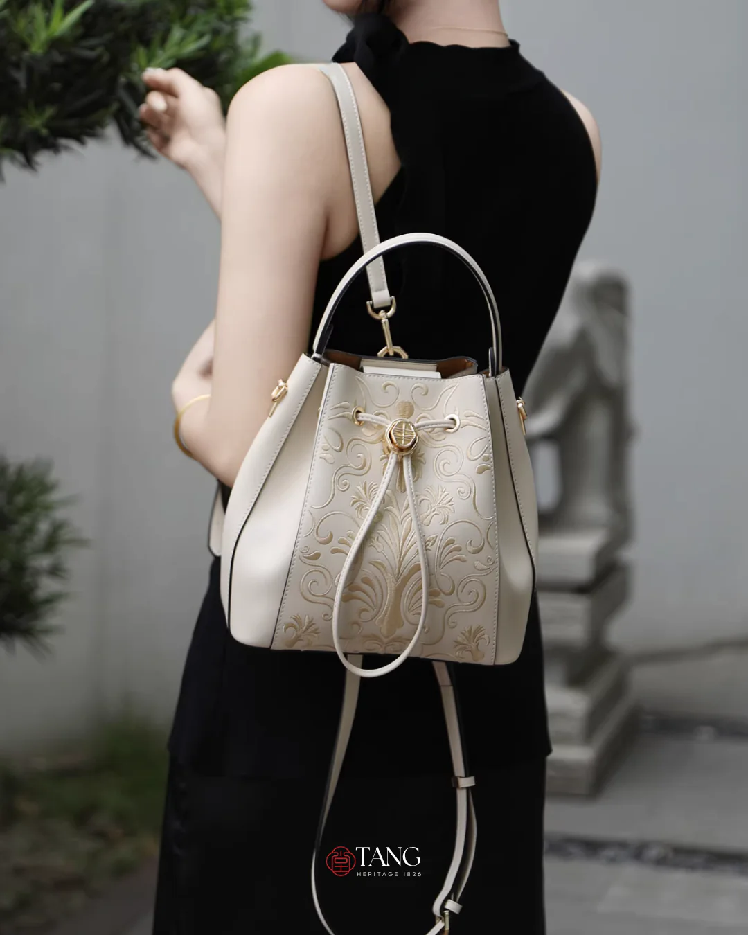 Tang Red 22 Embroidered Phoenix Crown Backpack - Image 2