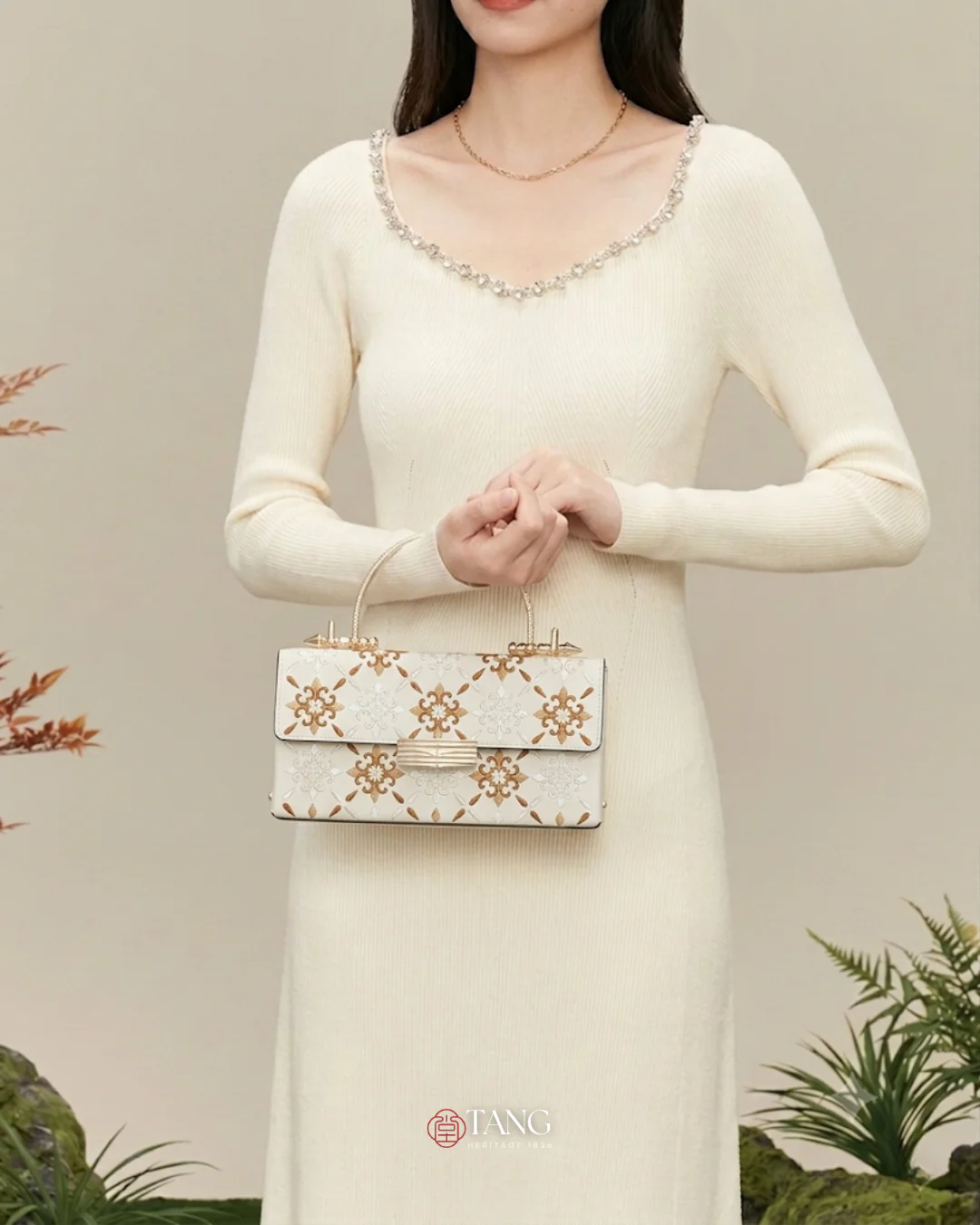 Tang Red 23 Embroidered Haitang Flower Clutch - Image 2
