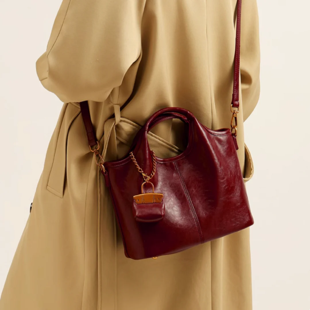 Tang Red 27 Glazed Scarlet Tote - Image 3