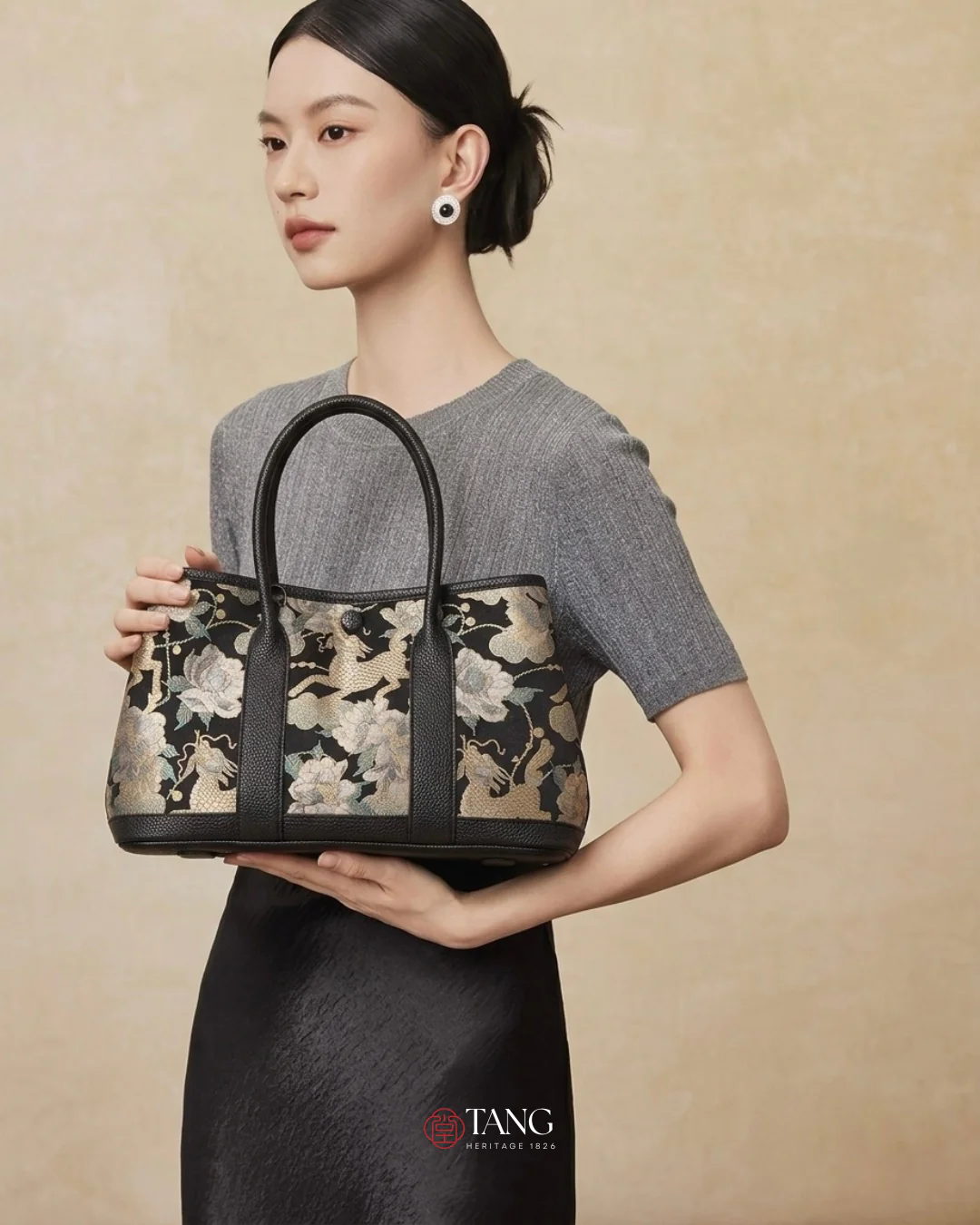 Tang Red 30 Gilt Qilin Peony TOGO Song Brocade Tote - Image 9