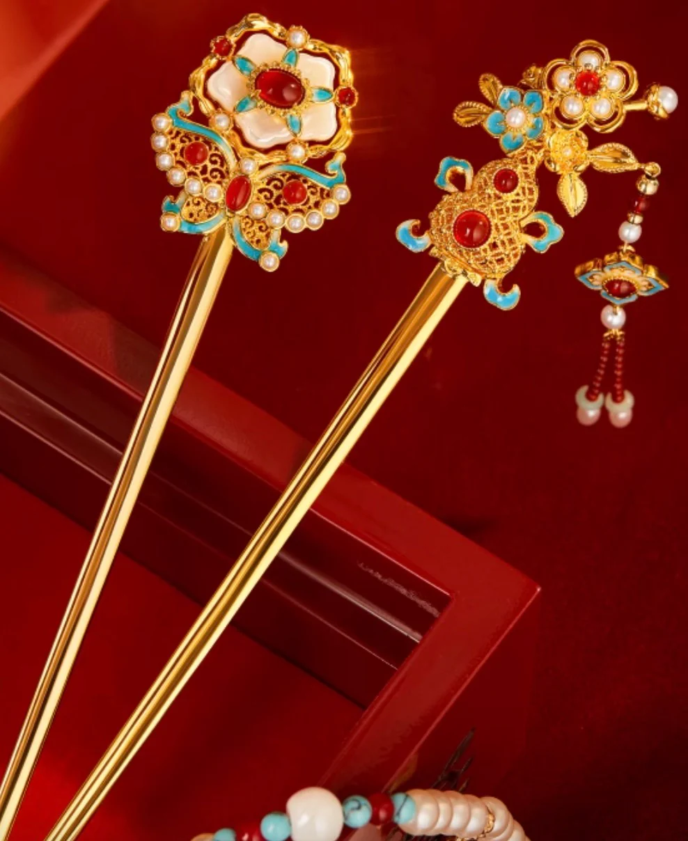 The Blossoming Phoenix Hairpin Gift Set - Image 2